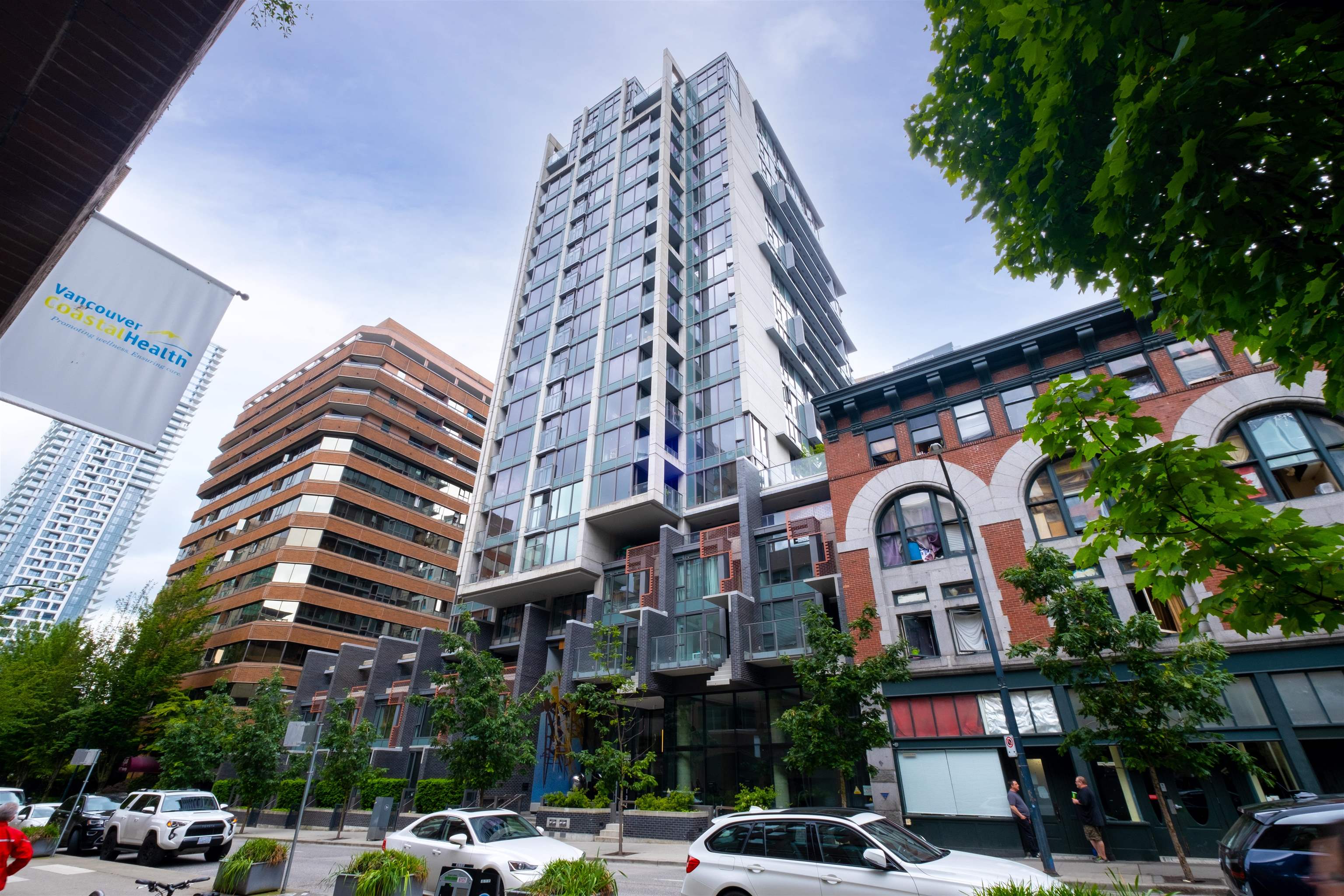 1133 HORNBY, Vancouver, British Columbia V6Z 1W1, 1 Bedroom Bedrooms, ,1 BathroomBathrooms,Residential Attached,For Sale,HORNBY,R2867575