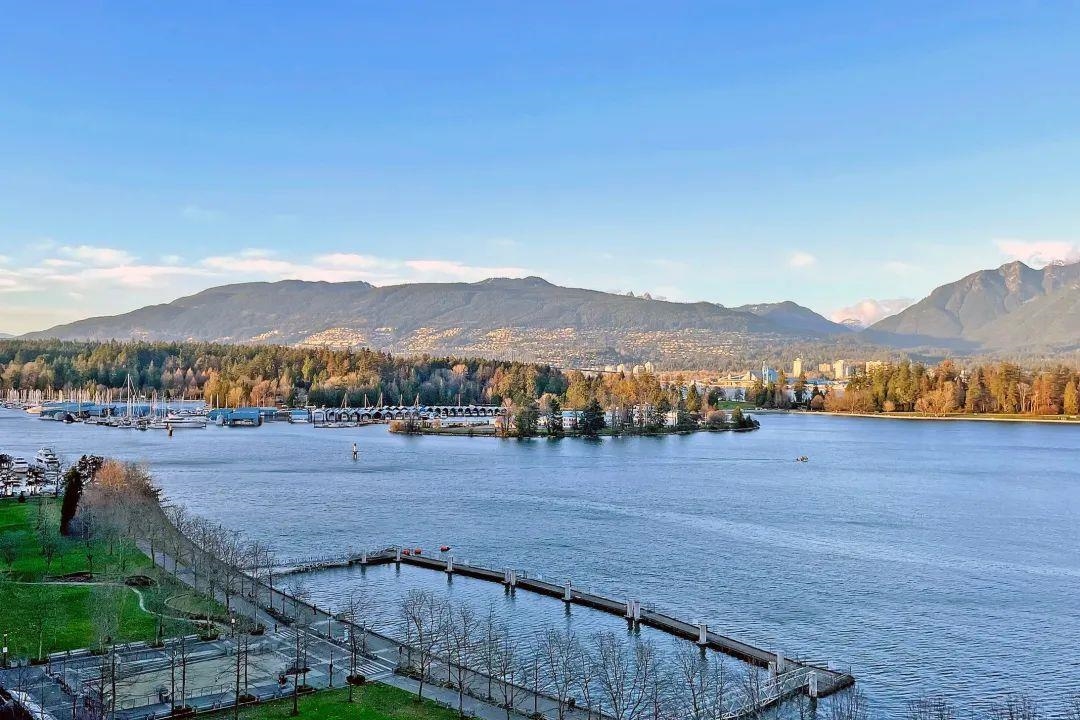 1139 CORDOVA, Vancouver, British Columbia V6C 0A1, 2 Bedrooms Bedrooms, ,2 BathroomsBathrooms,Residential Attached,For Sale,CORDOVA,R2867830