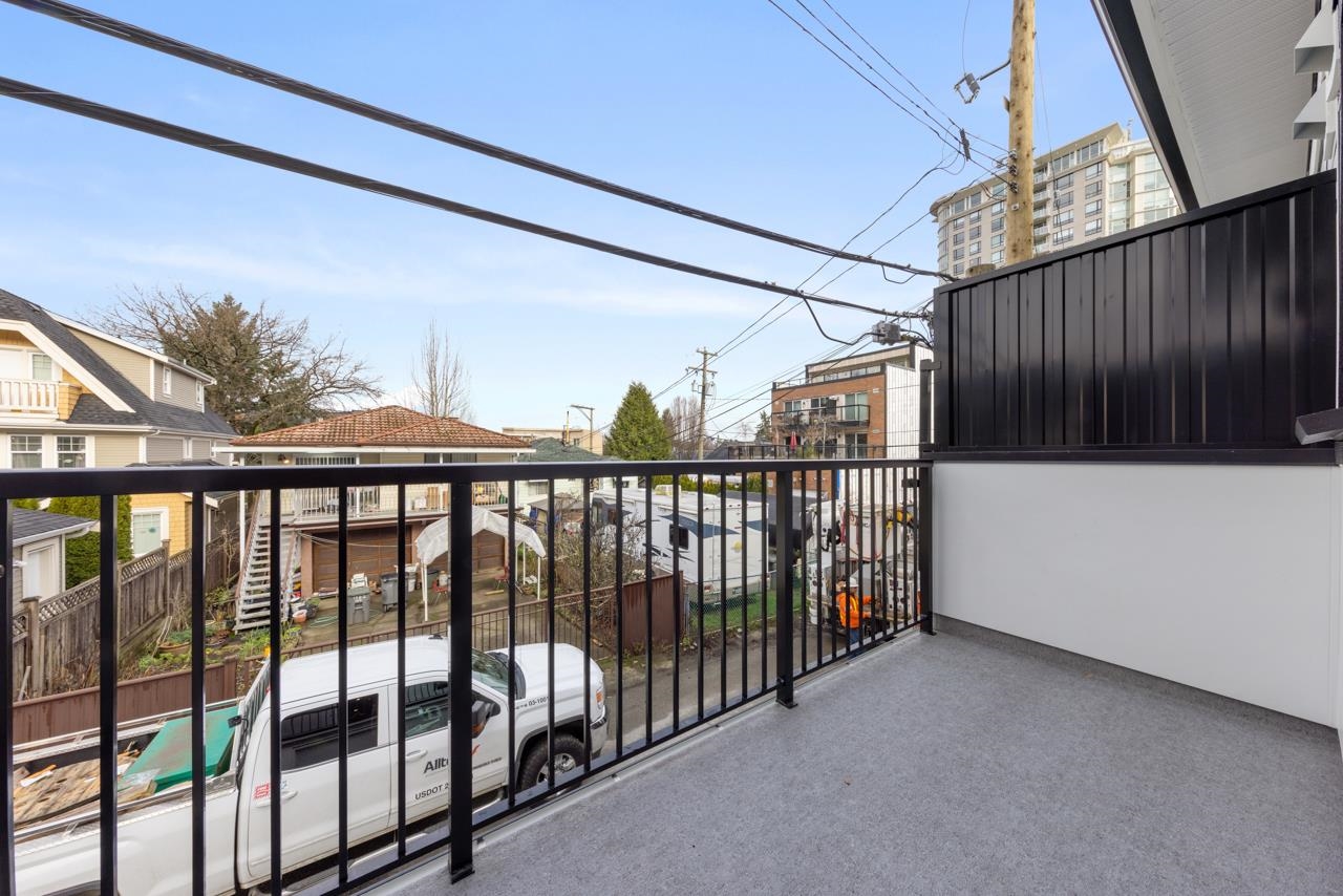 1365 E24TH AVENUE, Vancouver, British Columbia, 2 Bedrooms Bedrooms, ,2 BathroomsBathrooms,Residential Attached,For Sale,R2867986