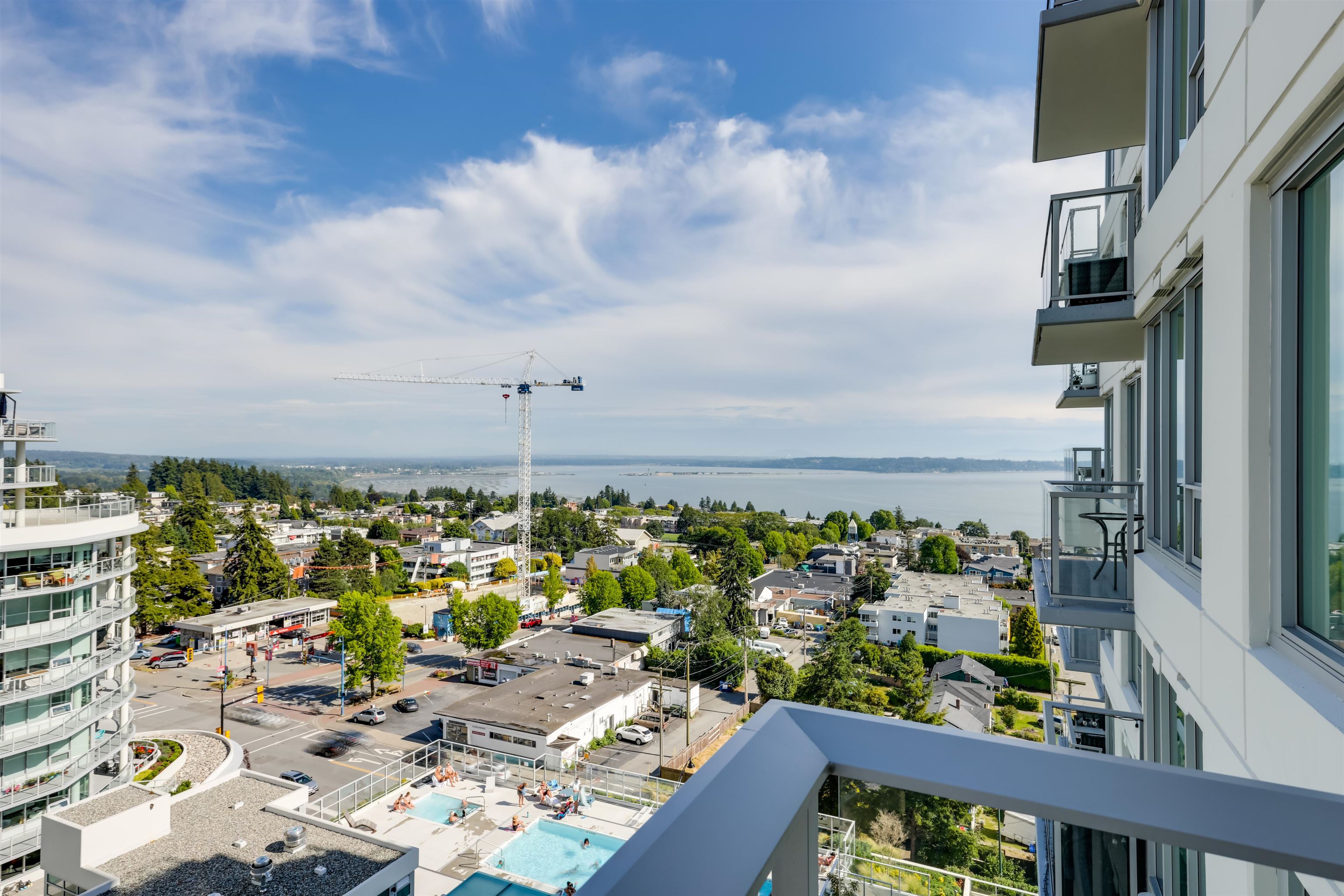 1104-15165 THRIFT AVENUE, White Rock, British Columbia, 2 Bedrooms Bedrooms, ,2 BathroomsBathrooms,Residential Attached,For Sale,R2868081