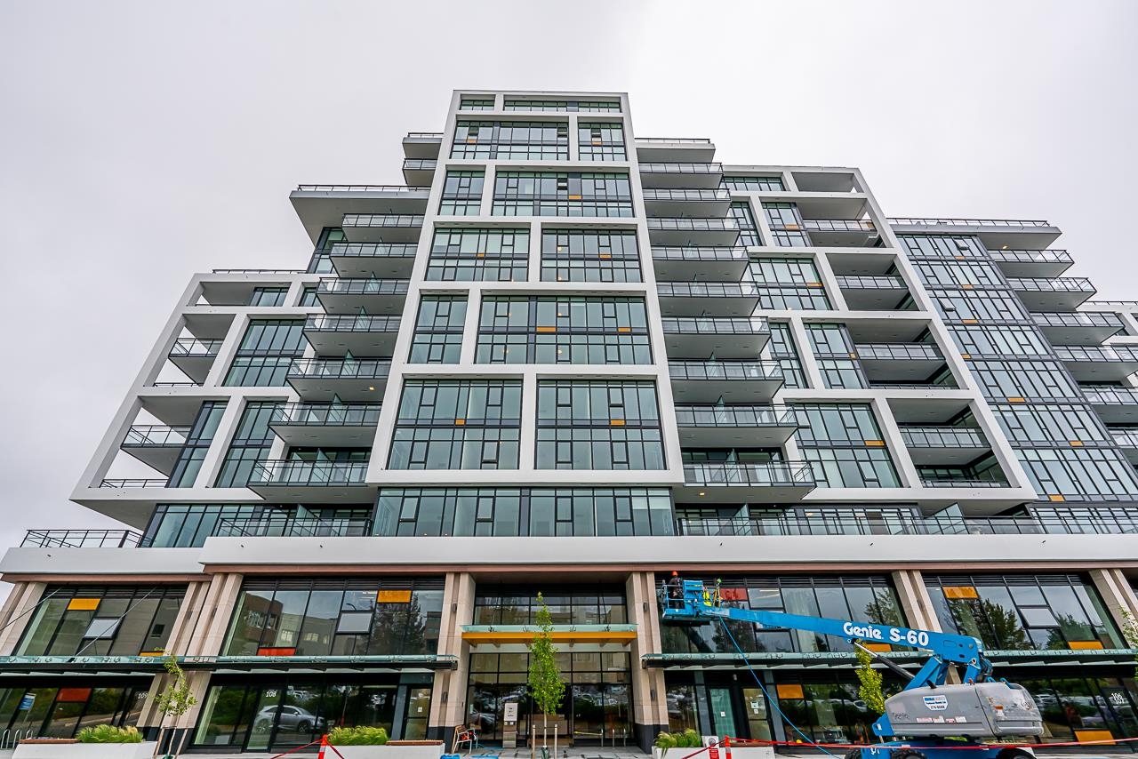 804-1526 FINLAY STREET, White Rock, British Columbia, 2 Bedrooms Bedrooms, ,2 BathroomsBathrooms,Residential Attached,For Sale,R2868251