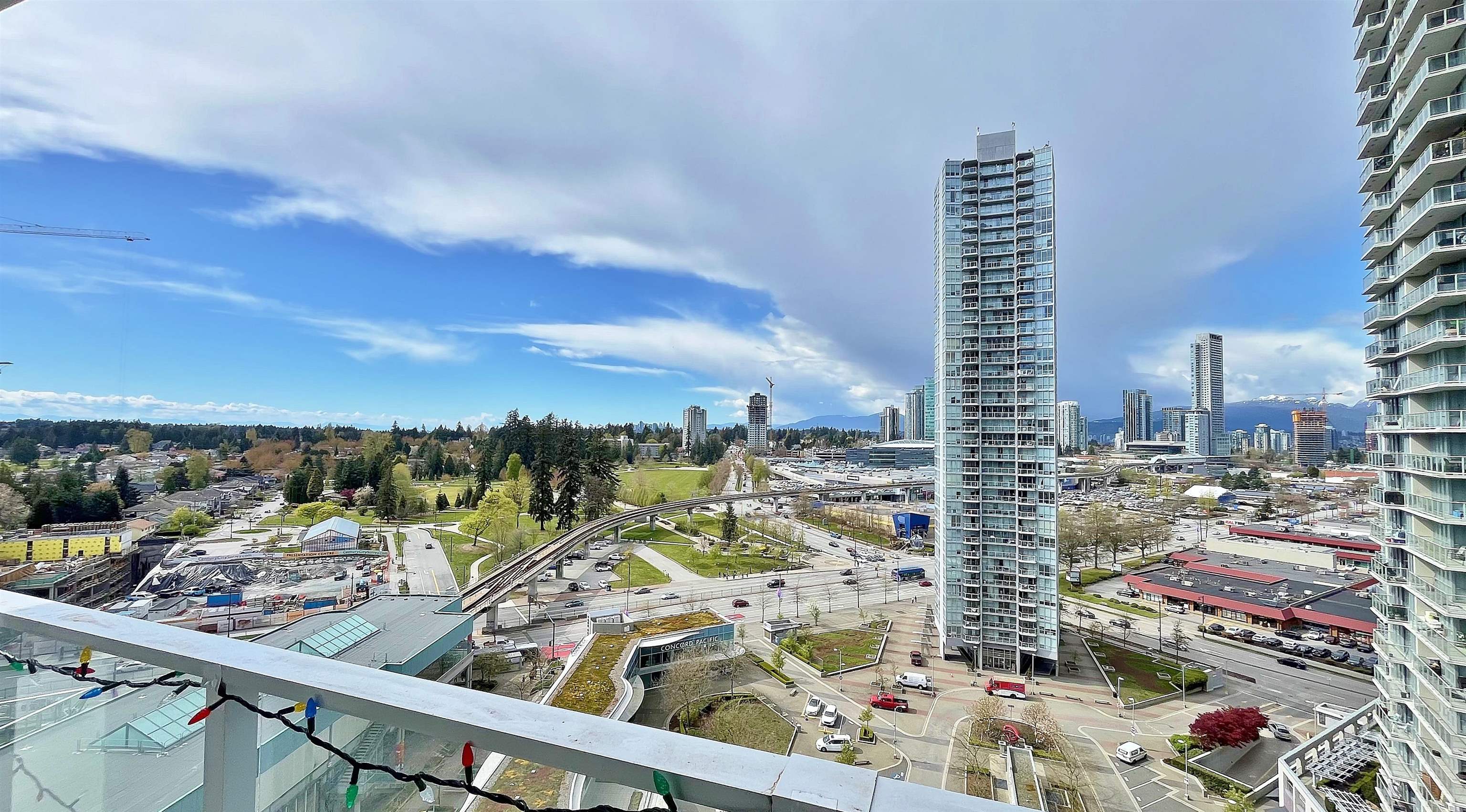 1603-9887 WHALLEY BOULEVARD, Surrey, British Columbia, 2 Bedrooms Bedrooms, ,2 BathroomsBathrooms,Residential Attached,For Sale,R2868329