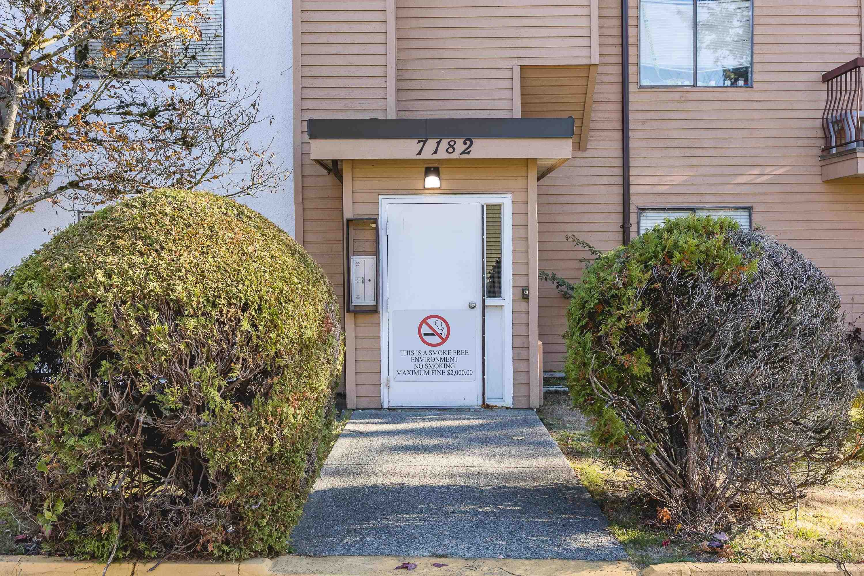 203-7182 133A STREET, Surrey, British Columbia, 3 Bedrooms Bedrooms, ,2 BathroomsBathrooms,Residential Attached,For Sale,R2868552