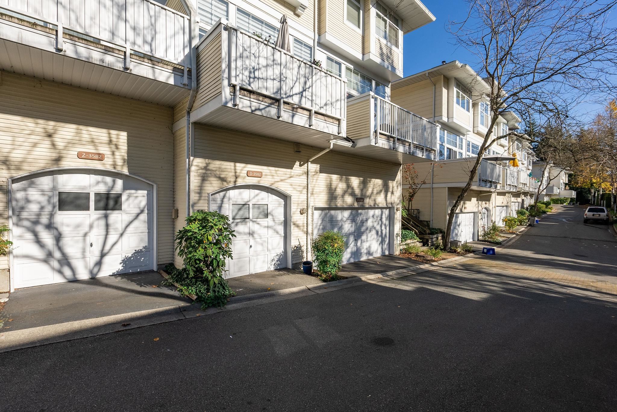 3-3582 WHITNEY PLACE, Vancouver, British Columbia, 3 Bedrooms Bedrooms, ,2 BathroomsBathrooms,Residential Attached,For Sale,R2869073