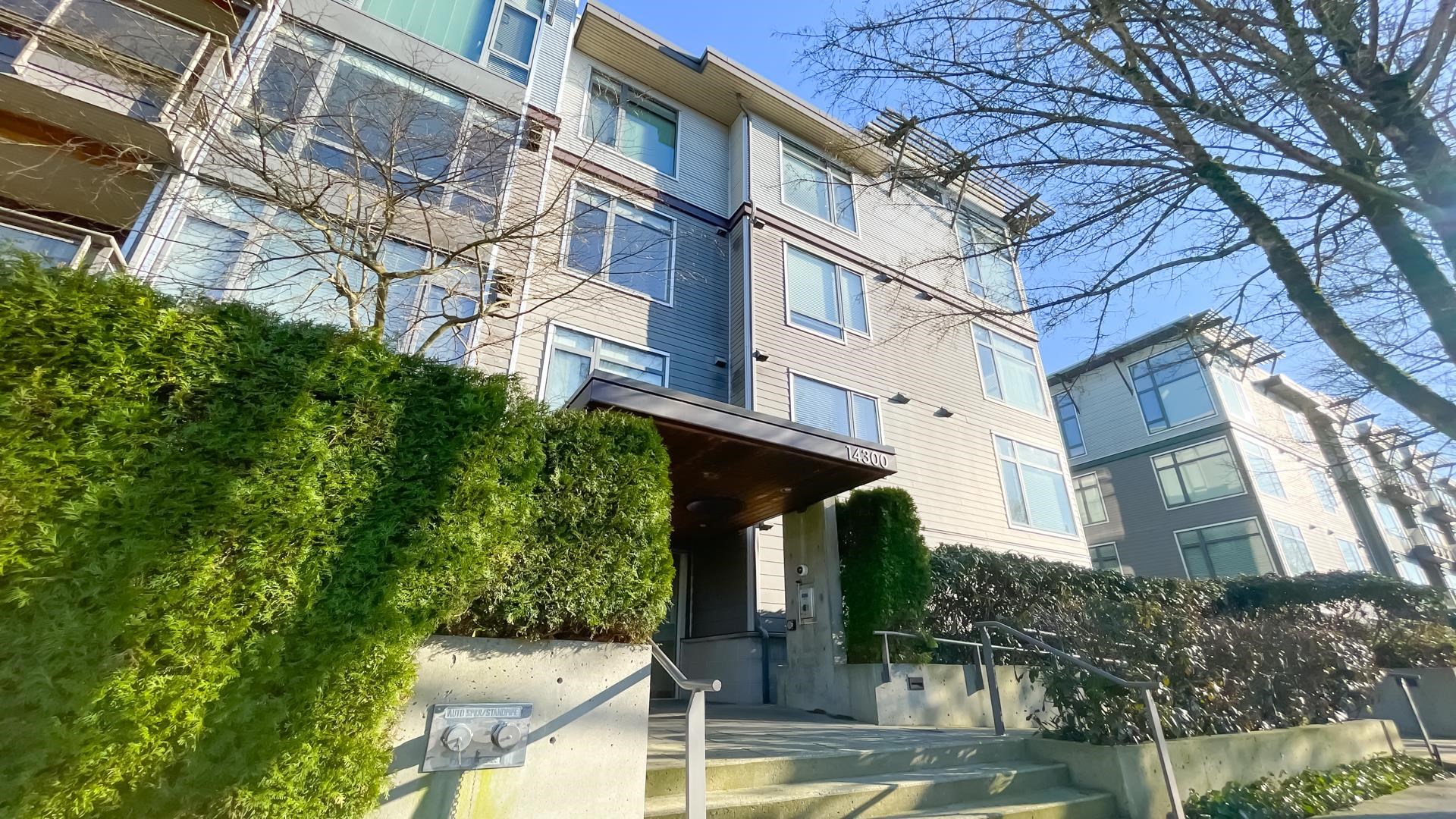 307-14300 RIVERPORT WAY, Richmond, British Columbia Apartment/Condo, 2 Bedrooms, 2 Bathrooms, Residential Attached,For Sale, MLS-R2869293, Richmond Condo for Sale