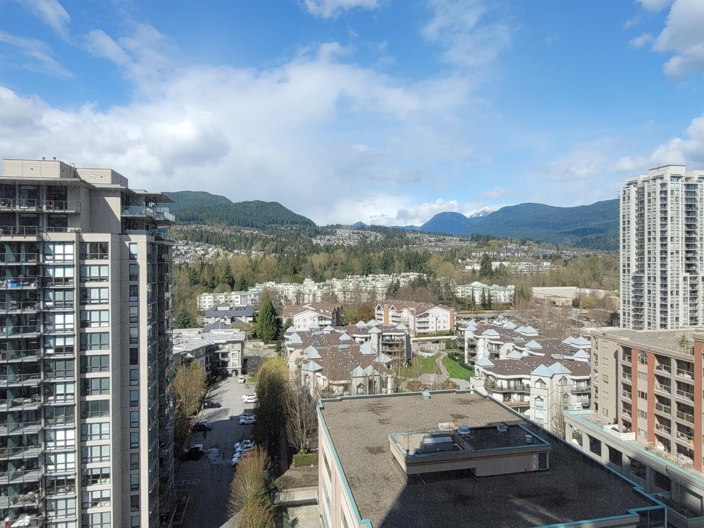1805-2968 GLEN DRIVE, Coquitlam, British Columbia, 2 Bedrooms Bedrooms, ,2 BathroomsBathrooms,Residential Attached,For Sale,R2869642