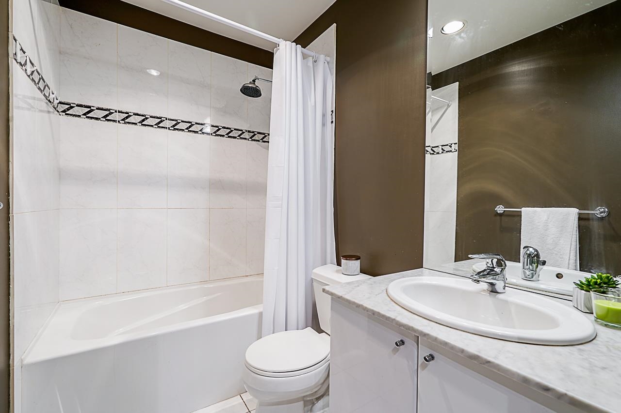 601 JERVIS, Vancouver, British Columbia V6E 3M5, 2 Bedrooms Bedrooms, ,2 BathroomsBathrooms,Residential Attached,For Sale,JERVIS,R2869756