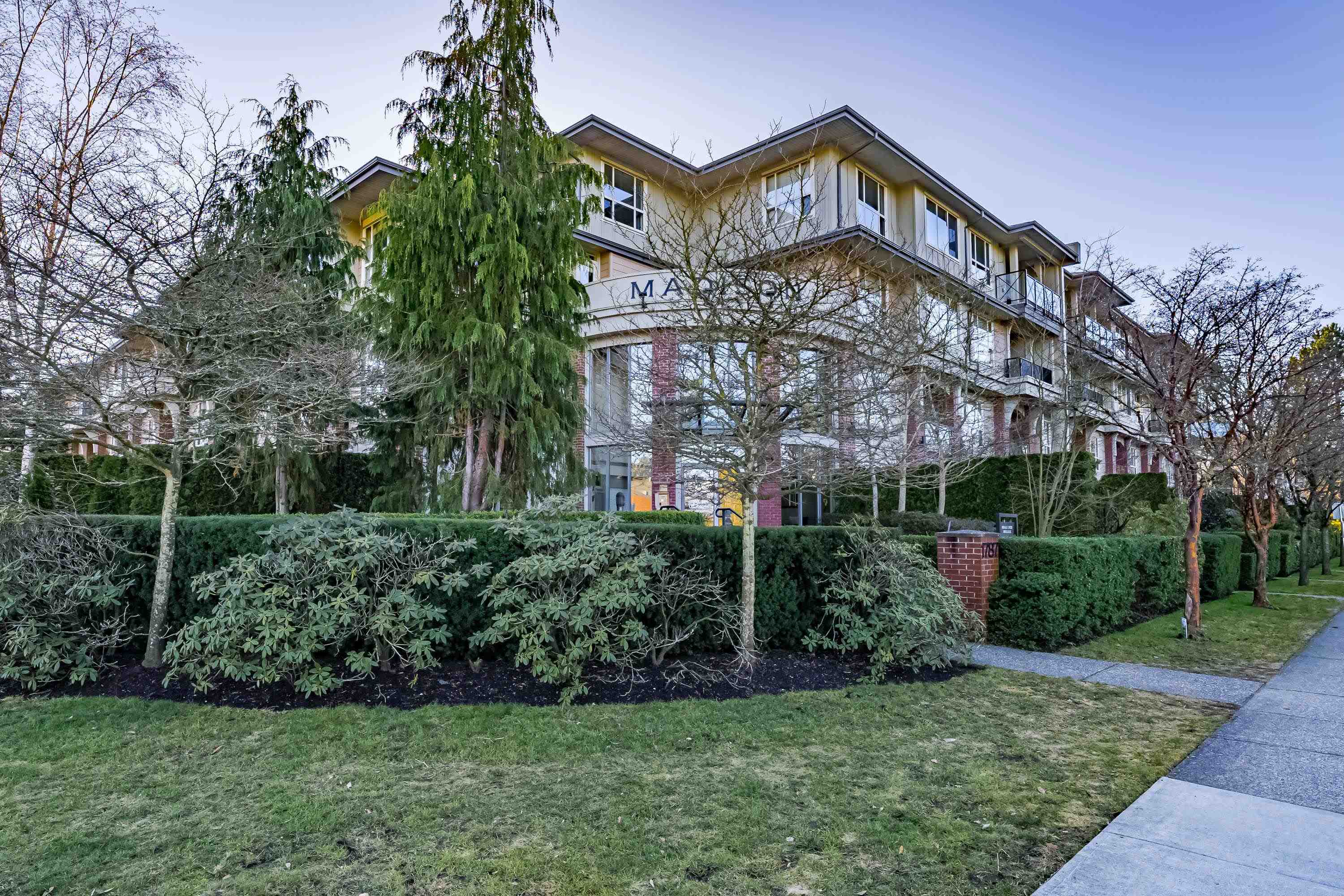 315-1787 154 STREET, Surrey, British Columbia, 2 Bedrooms Bedrooms, ,2 BathroomsBathrooms,Residential Attached,For Sale,R2869807