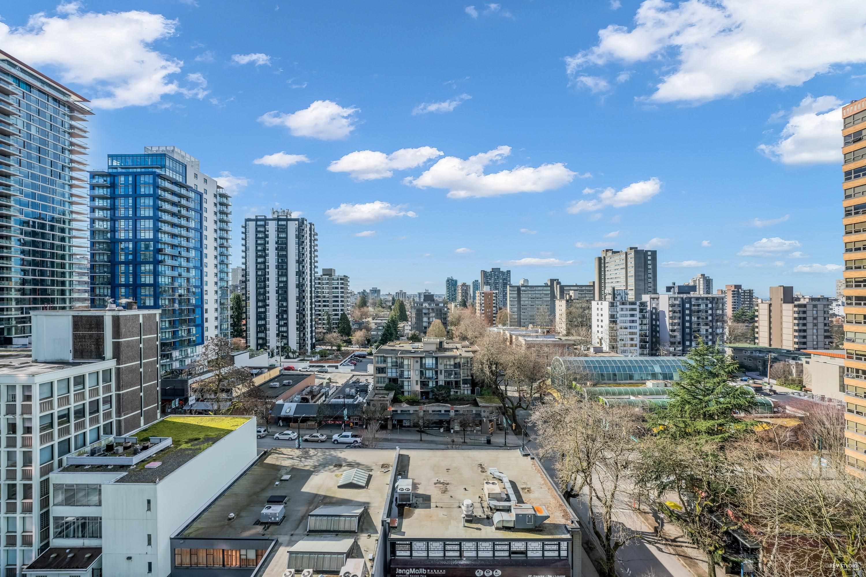 1206-1568 ALBERNI STREET, Vancouver, British Columbia, 1 Bedroom Bedrooms, ,1 BathroomBathrooms,Residential Attached,For Sale,R2870988