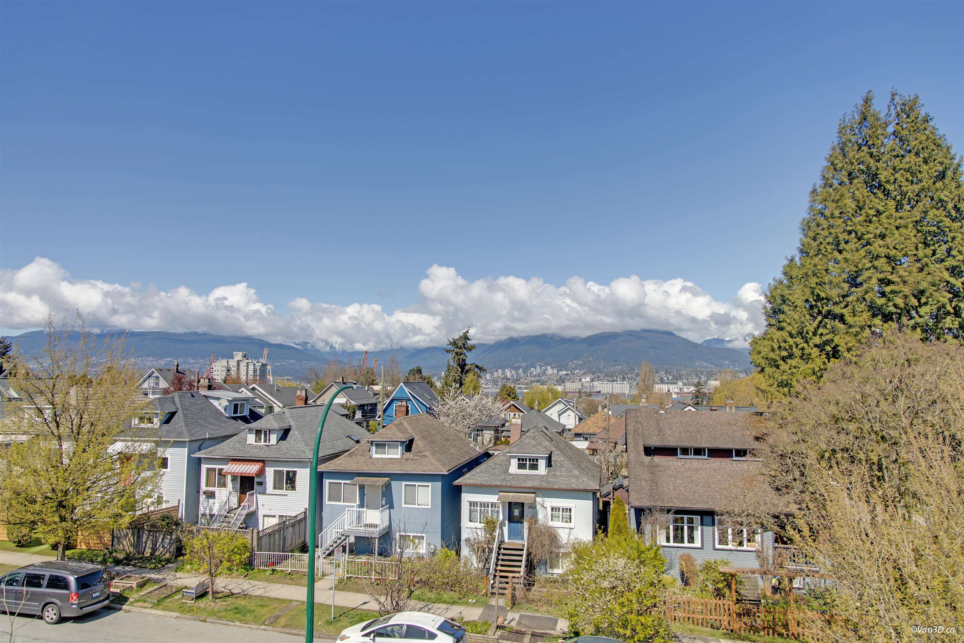 1982 VENABLES, Vancouver, British Columbia V5L 2H8, 3 Bedrooms Bedrooms, ,3 BathroomsBathrooms,Residential Attached,For Sale,VENABLES,R2871137