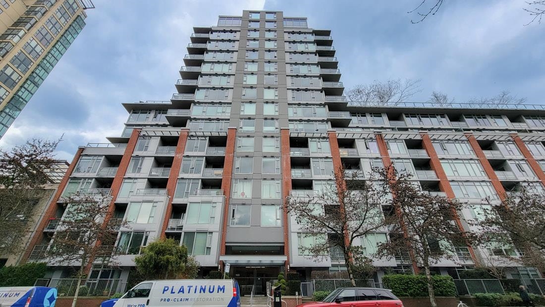 1305-1133 HOMER STREET, Vancouver, British Columbia, 2 Bedrooms Bedrooms, ,2 BathroomsBathrooms,Residential Attached,For Sale,R2871143