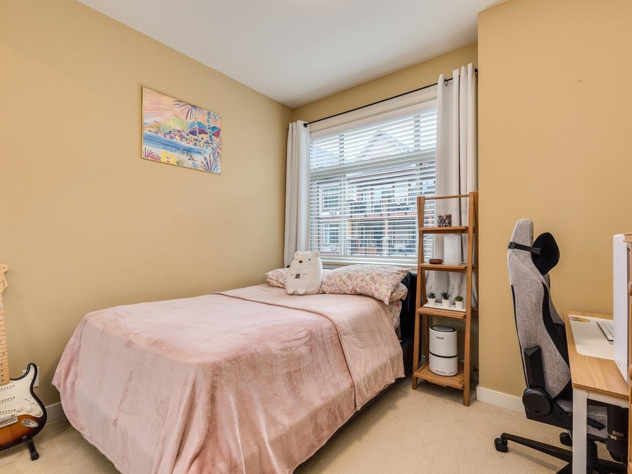 12585 190A, Pitt Meadows, British Columbia V3Y 0E1, 4 Bedrooms Bedrooms, ,3 BathroomsBathrooms,Residential Attached,For Sale,190A,R2871203