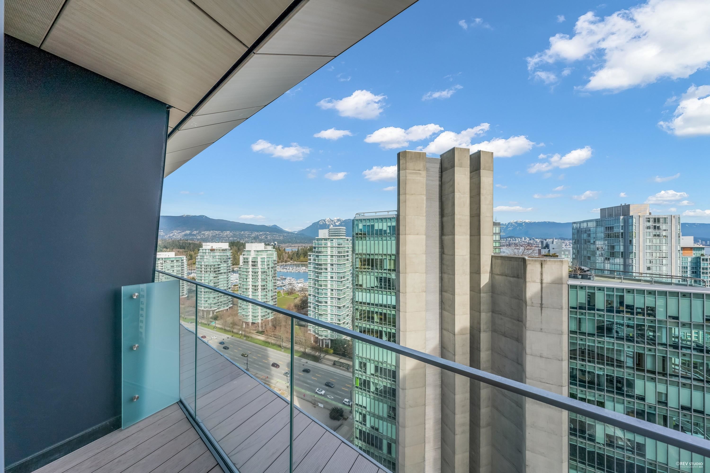 2203-1568 ALBERNI STREET, Vancouver, British Columbia, 2 Bedrooms Bedrooms, ,1 BathroomBathrooms,Residential Attached,For Sale,R2871246