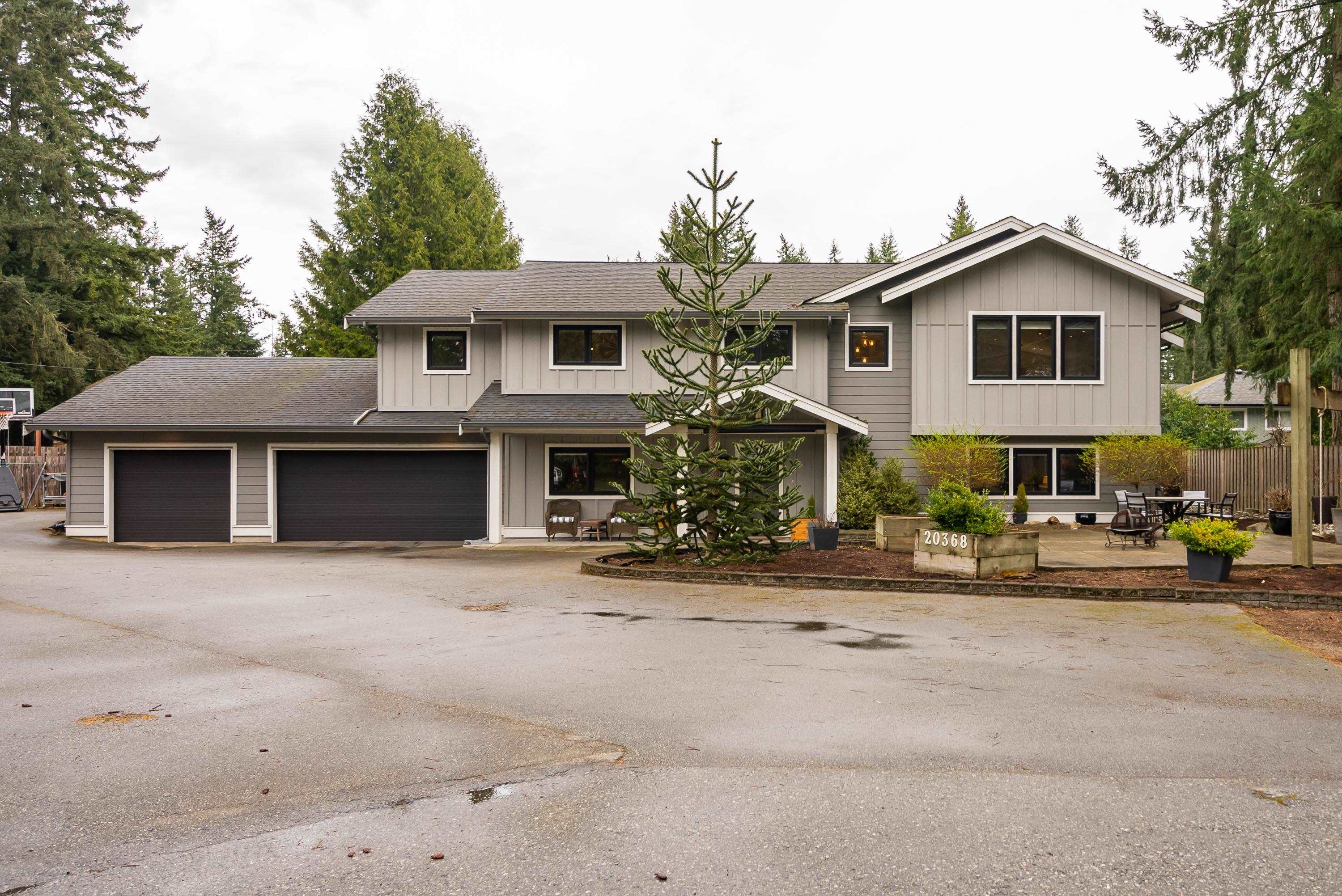 20368 39, British Columbia V3A 4Z1, 4 Bedrooms Bedrooms, ,3 BathroomsBathrooms,Residential Detached,For Sale,39,R2871420
