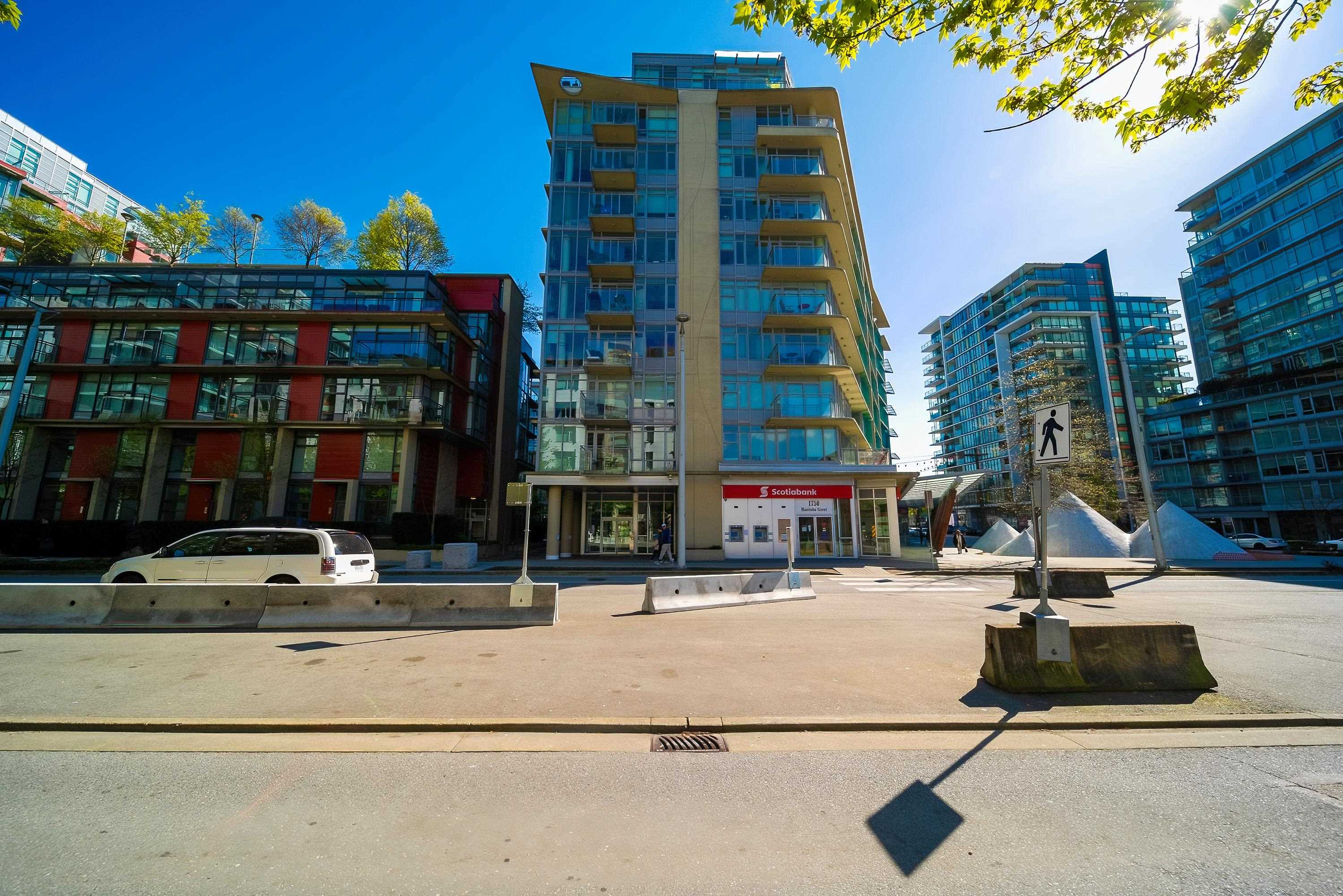 88 1ST, Vancouver, British Columbia V5Y 0K2, 2 Bedrooms Bedrooms, ,2 BathroomsBathrooms,Residential Attached,For Sale,1ST,R2871705