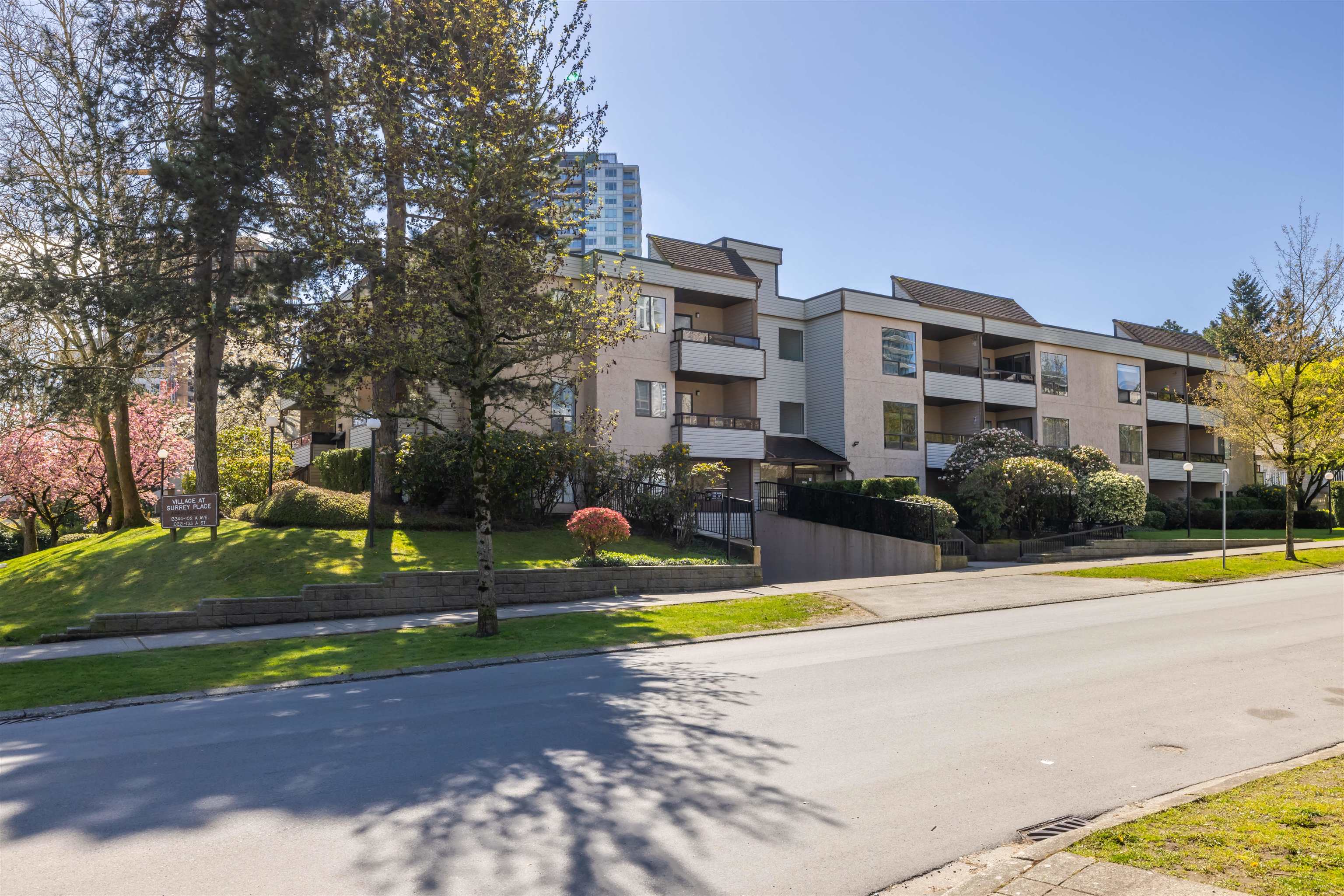 312-13344 102A AVENUE, Surrey, British Columbia, 1 Bedroom Bedrooms, ,1 BathroomBathrooms,Residential Attached,For Sale,R2871713