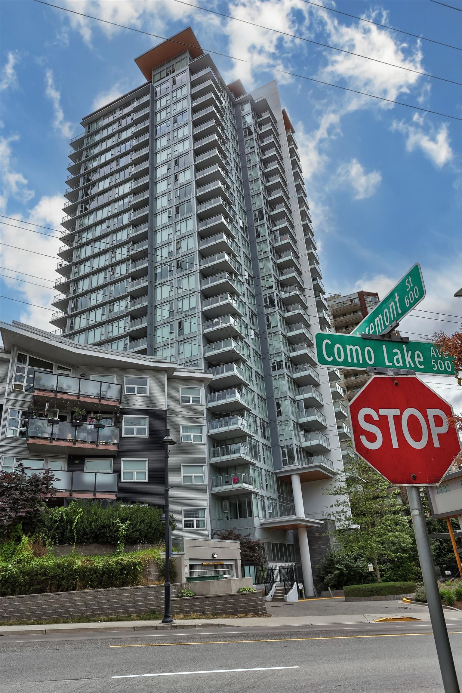 1101-520 COMO LAKE AVENUE, Coquitlam, British Columbia, 1 Bedroom Bedrooms, ,1 BathroomBathrooms,Residential Attached,For Sale,R2871825