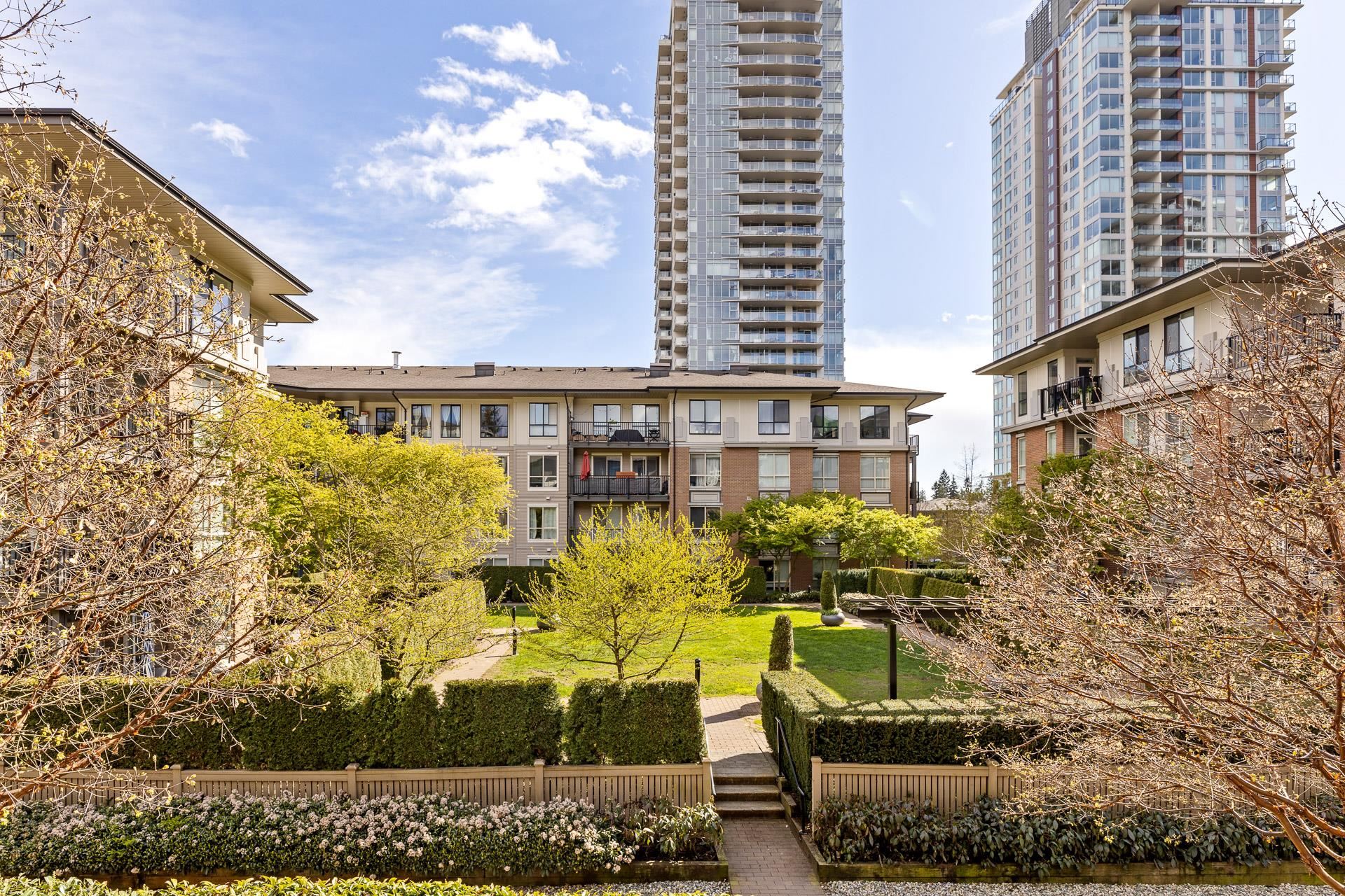 206-1150 KENSAL PLACE, Coquitlam, British Columbia Apartment/Condo, 2 Bedrooms, 2 Bathrooms, Residential Attached,For Sale, MLS-R2871867