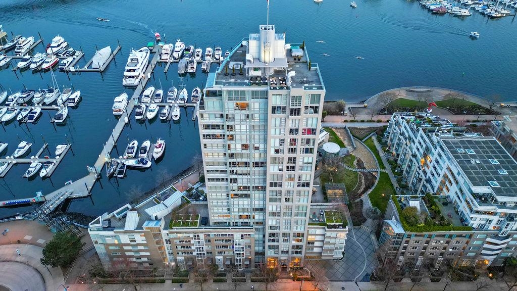 1003-1228 MARINASIDE CRESCENT, Vancouver, British Columbia, 2 Bedrooms Bedrooms, ,2 BathroomsBathrooms,Residential Attached,For Sale,R2872024
