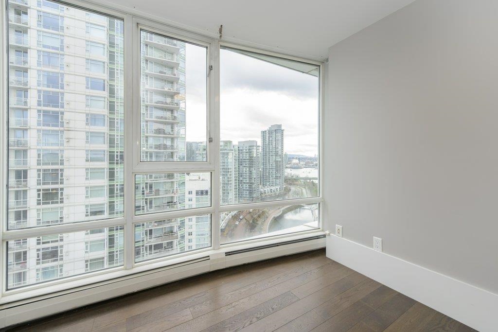 2203-1201 MARINASIDE CRESCENT, Vancouver, British Columbia, 2 Bedrooms Bedrooms, ,2 BathroomsBathrooms,Residential Attached,For Sale,R2872096