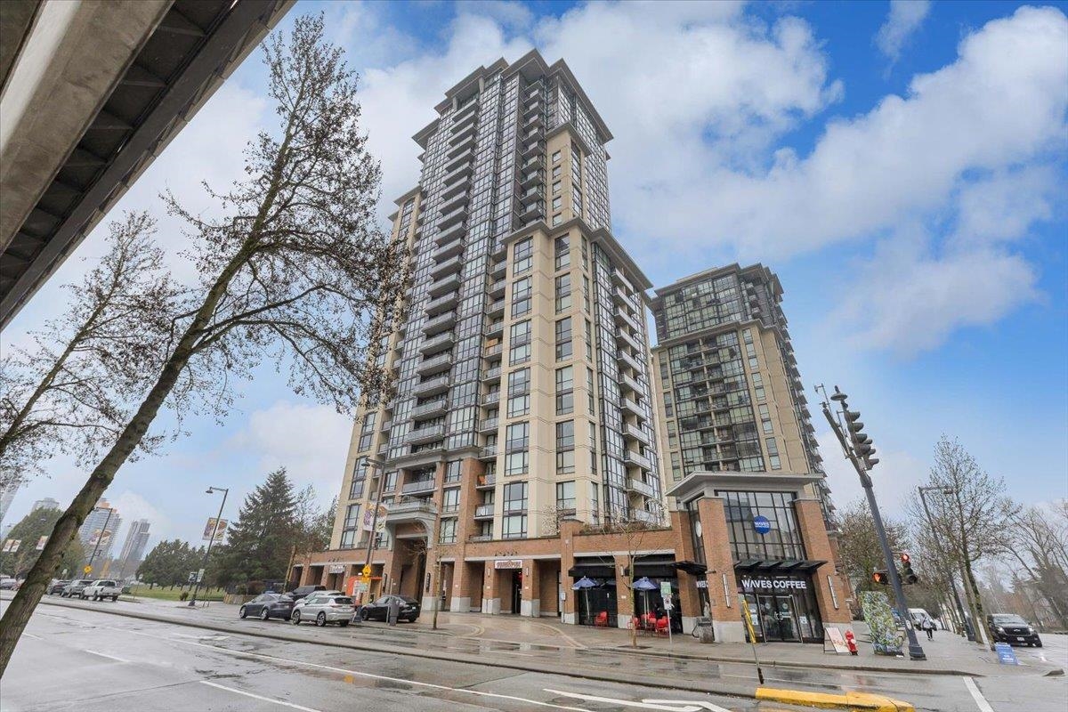 2110-10777 UNIVERSITY DRIVE, Surrey, British Columbia, 2 Bedrooms Bedrooms, ,2 BathroomsBathrooms,Residential Attached,For Sale,R2872099