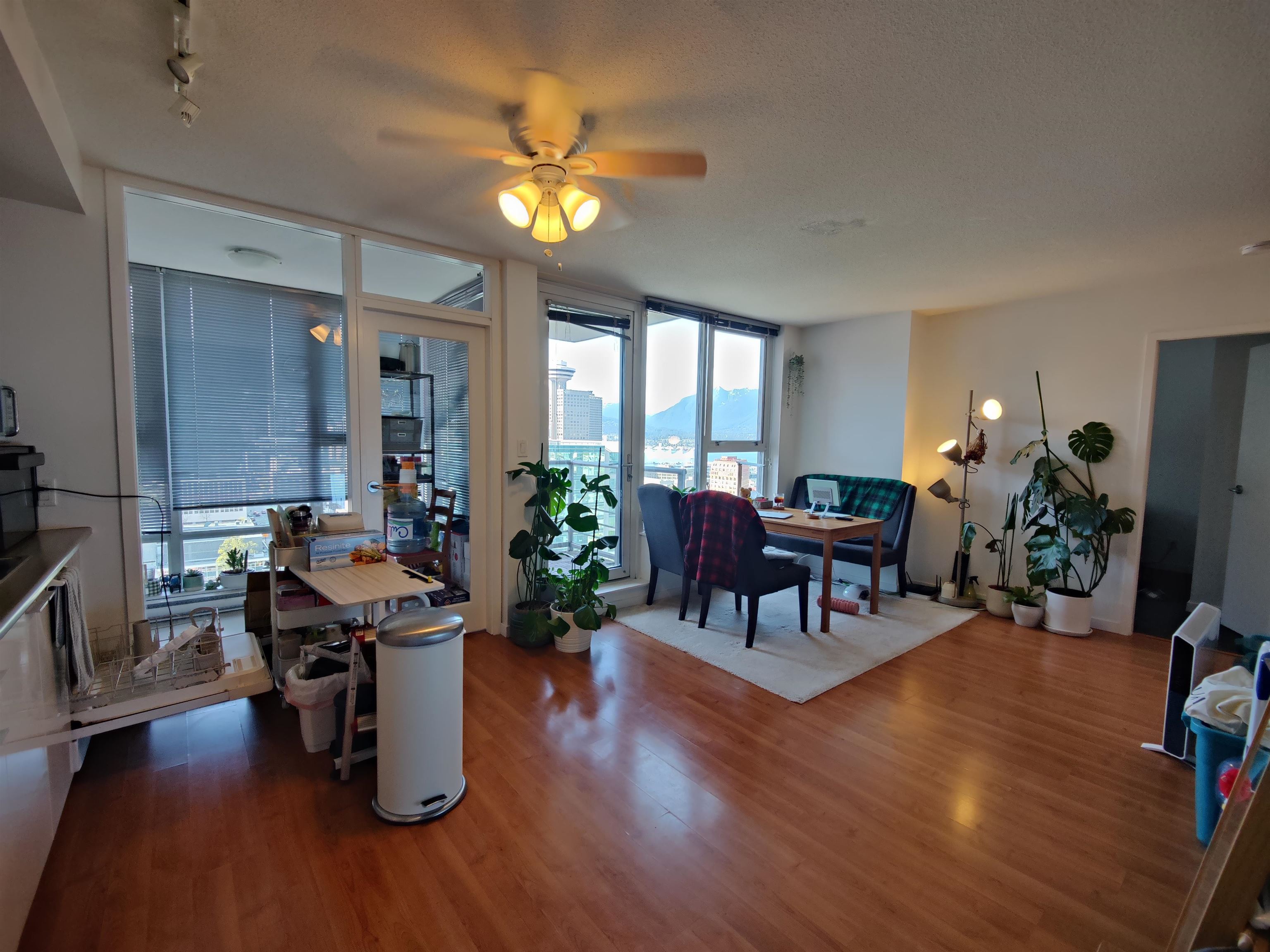 602 CITADEL, Vancouver, British Columbia V6B 1X2, 1 Bedroom Bedrooms, ,1 BathroomBathrooms,Residential Attached,For Sale,CITADEL,R2872119