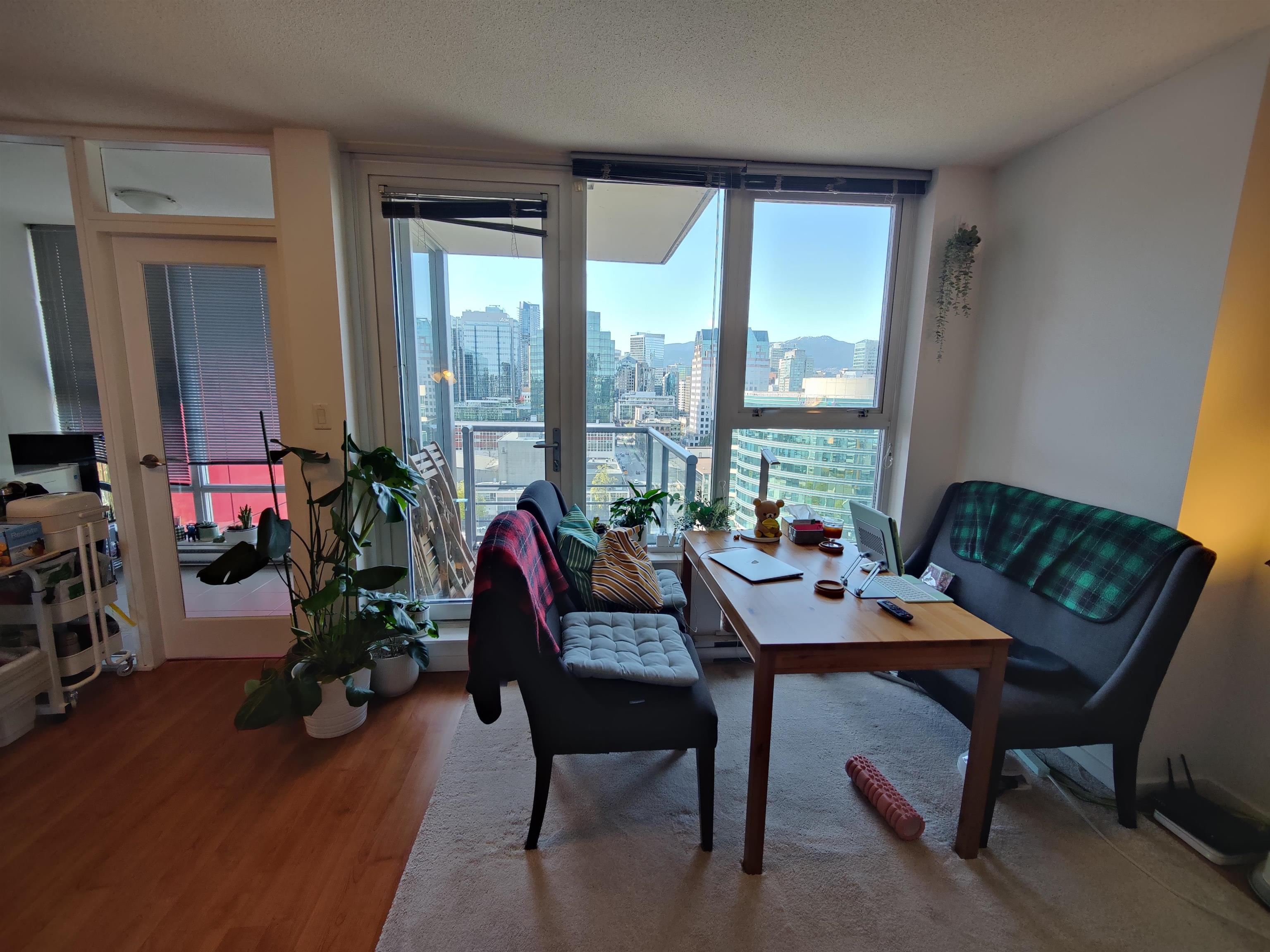 602 CITADEL, Vancouver, British Columbia V6B 1X2, 1 Bedroom Bedrooms, ,1 BathroomBathrooms,Residential Attached,For Sale,CITADEL,R2872119
