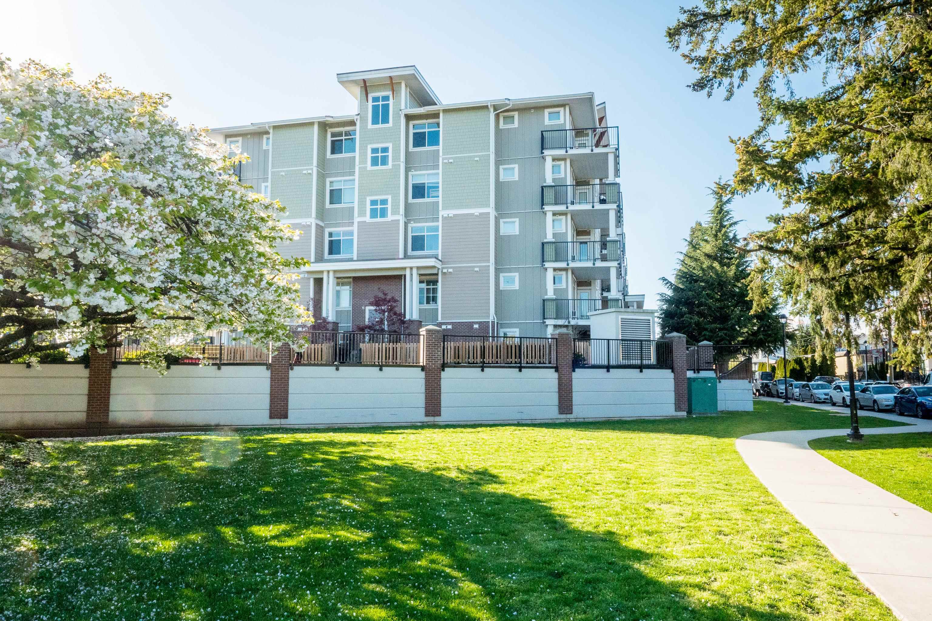 409-20696 EASTLEIGH CRESCENT, Langley, British Columbia, 1 Bedroom Bedrooms, ,2 BathroomsBathrooms,Residential Attached,For Sale,R2872154
