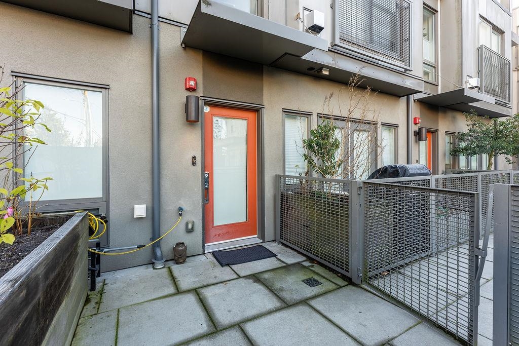 3189 ST. GEORGE STREET, Vancouver, British Columbia, 3 Bedrooms Bedrooms, ,3 BathroomsBathrooms,Residential Attached,For Sale,R2872250