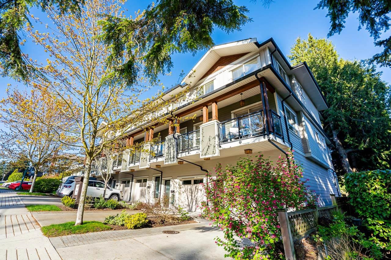 1450 VIDAL, White Rock, British Columbia V4B 3T7, 3 Bedrooms Bedrooms, ,2 BathroomsBathrooms,Residential Attached,For Sale,VIDAL,R2872262