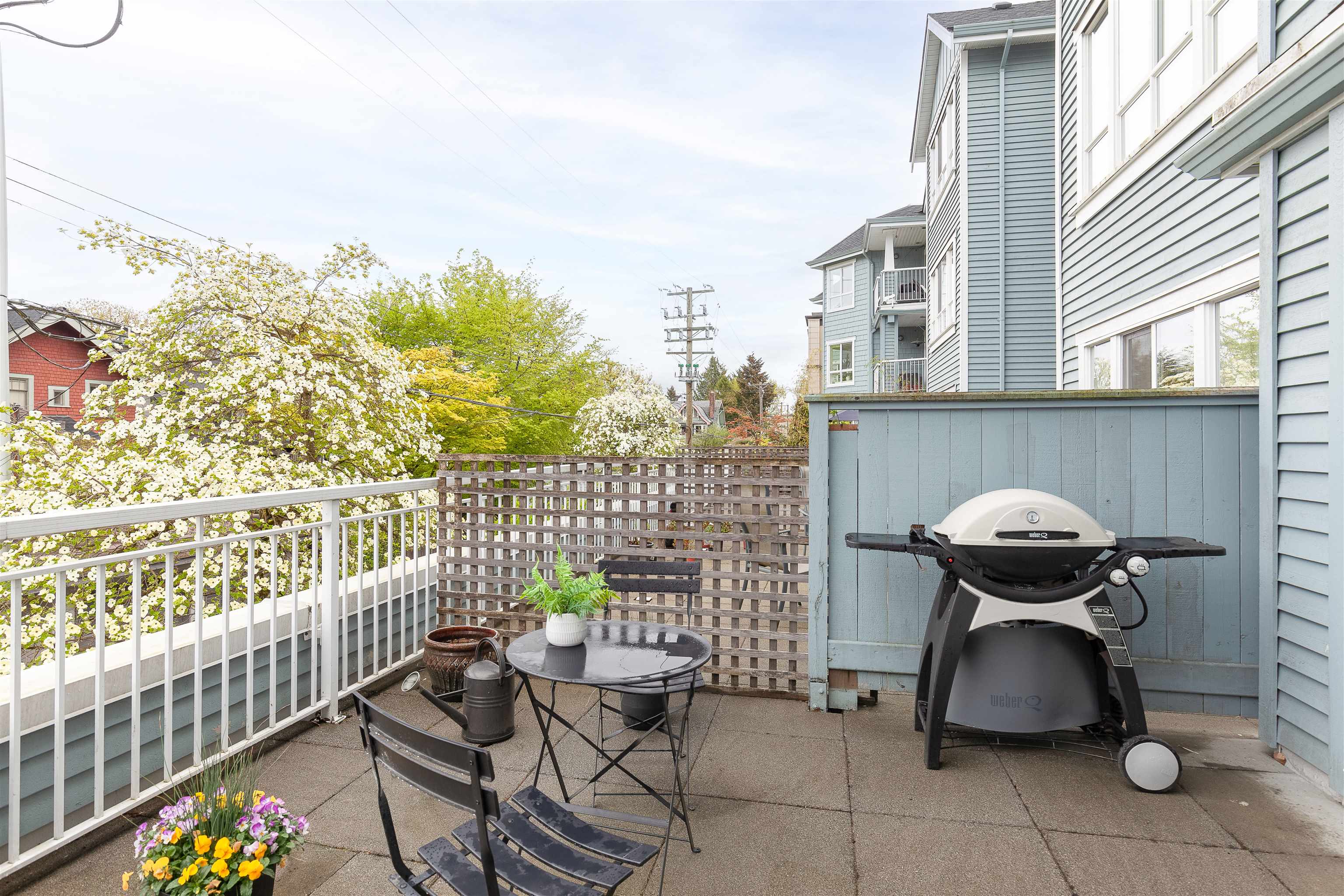 3333 4TH, Vancouver, British Columbia V6R 1N6, 2 Bedrooms Bedrooms, ,2 BathroomsBathrooms,Residential Attached,For Sale,4TH,R2872270
