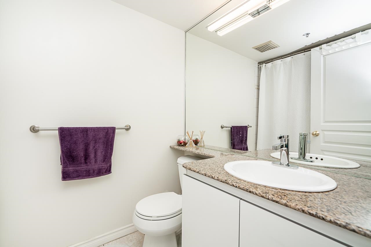 1189 HOWE, Vancouver, British Columbia V6Z 2X4, ,1 BathroomBathrooms,Residential Attached,For Sale,HOWE,R2872274