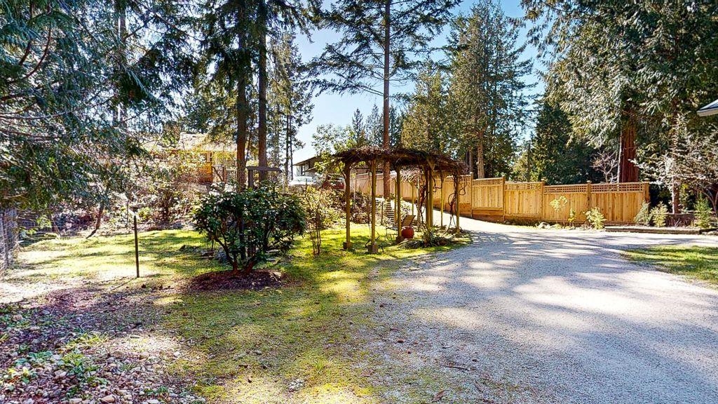 Listing image of 7301 REDROOFFS ROAD