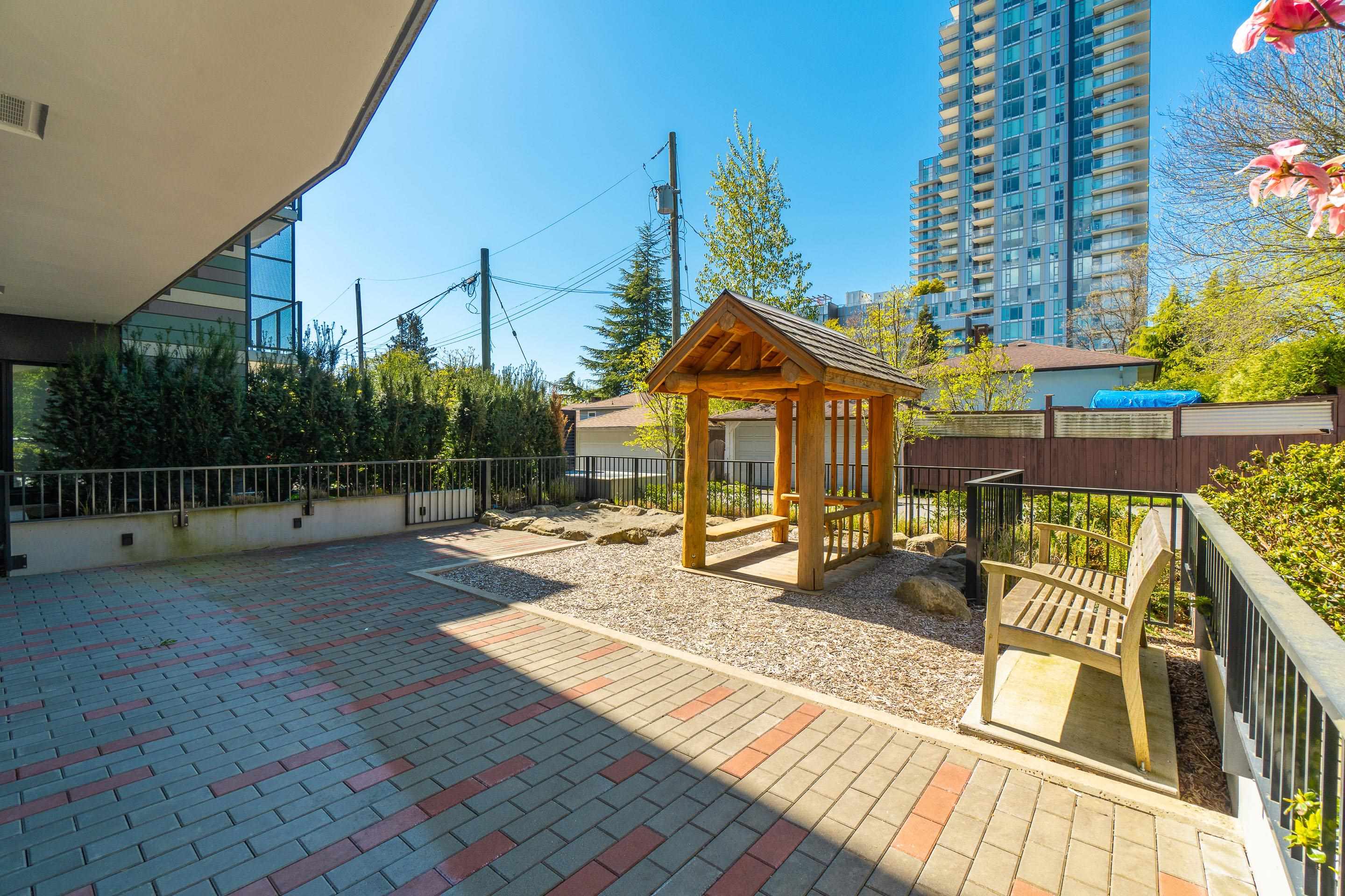 201-488 W58TH AVENUE, Vancouver, British Columbia, 1 Bedroom Bedrooms, ,1 BathroomBathrooms,Residential Attached,For Sale,R2872561