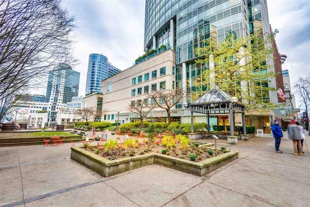 1602-837 WHASTINGS STREET, Vancouver, British Columbia, 2 Bedrooms Bedrooms, ,3 BathroomsBathrooms,Residential Attached,For Sale,R2872722
