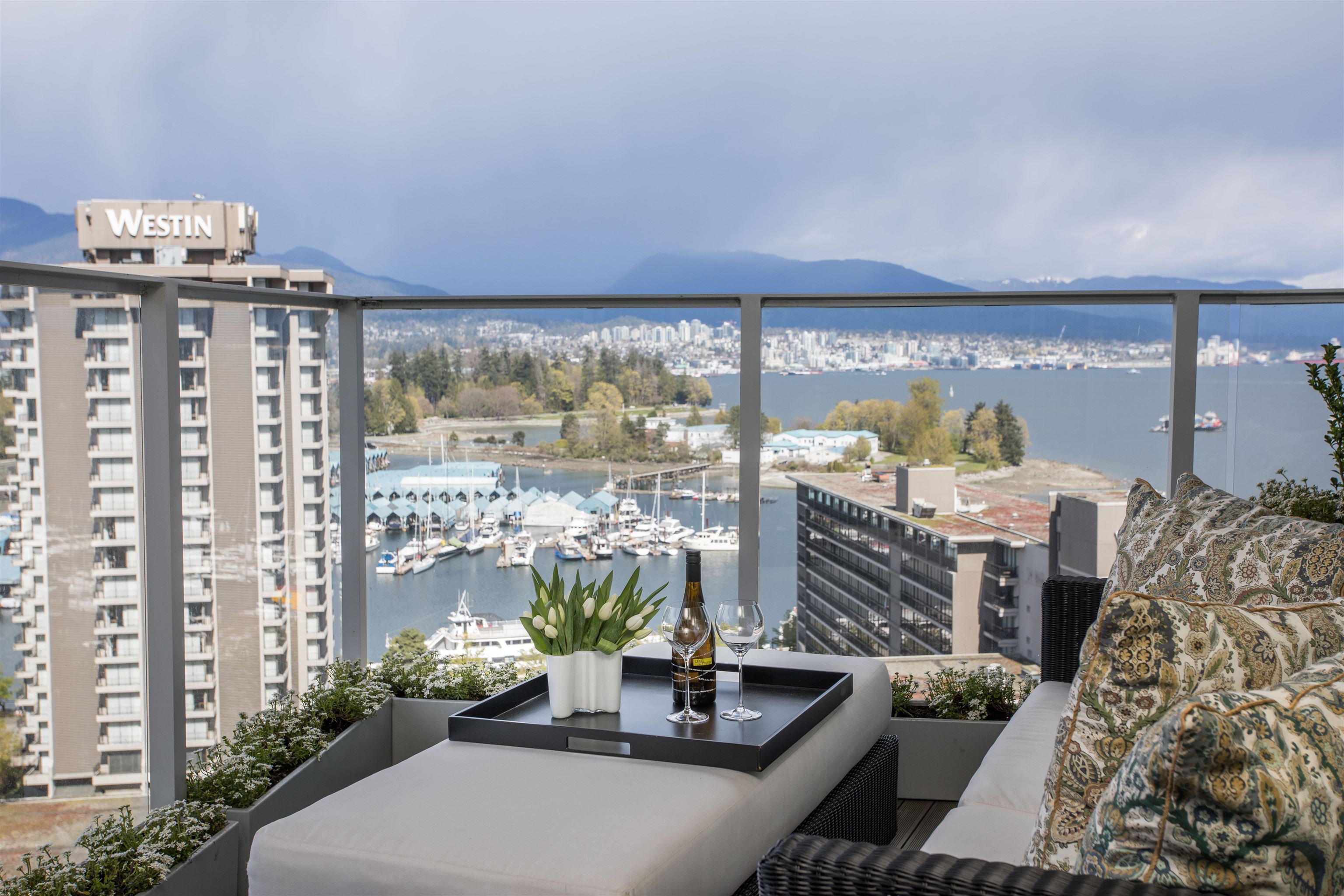 1602-1650 BAYSHORE DRIVE, Vancouver, British Columbia, 2 Bedrooms Bedrooms, ,3 BathroomsBathrooms,Residential Attached,For Sale,R2872926