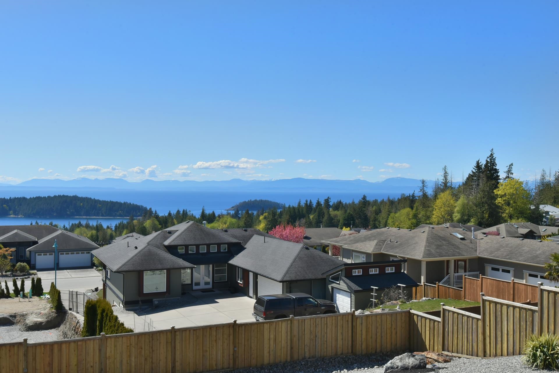 6217 Oracle Road, Sechelt, Sechelt District, V7Z 0N7 5