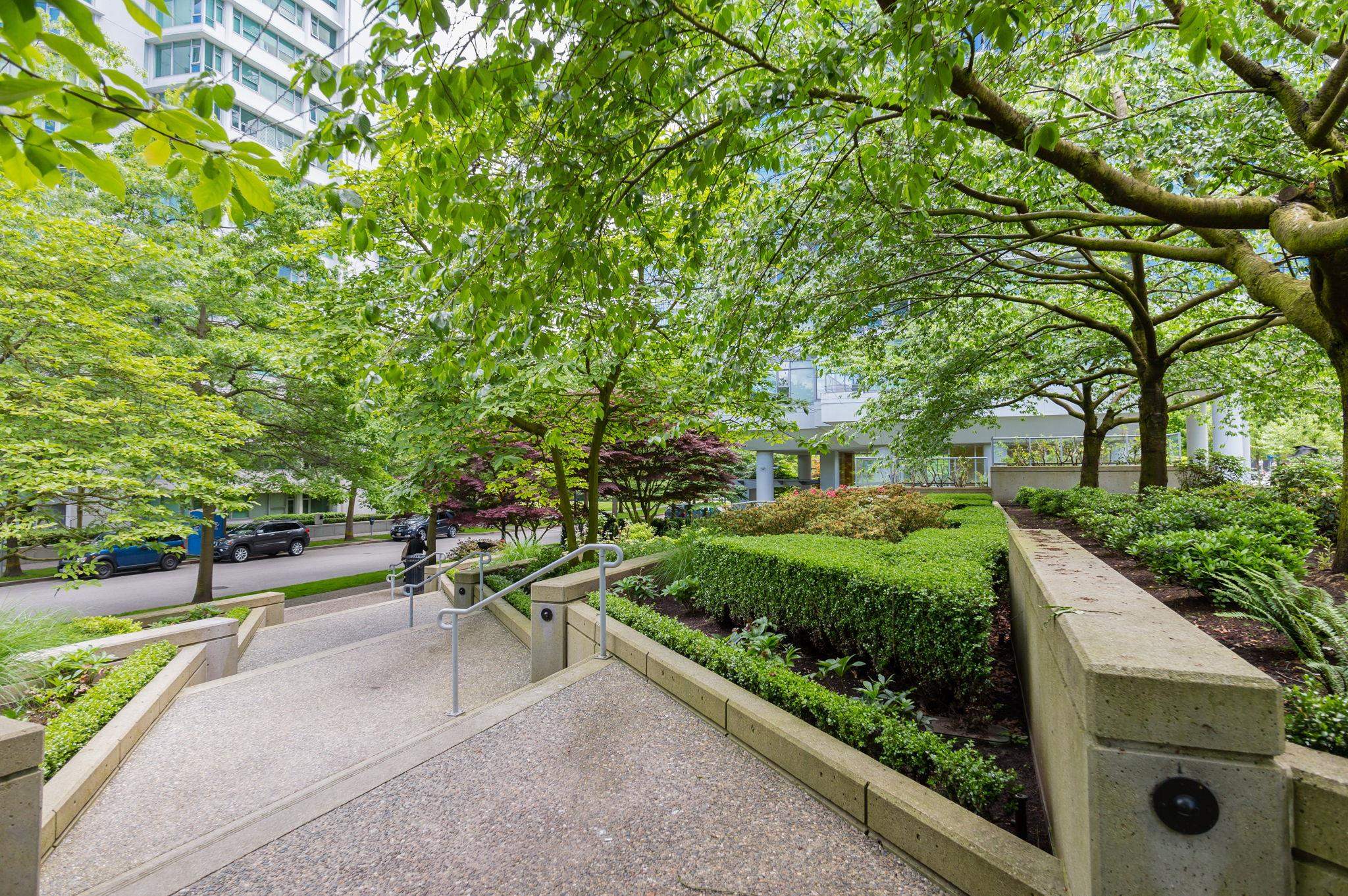 603-1710 BAYSHORE DRIVE, Vancouver, British Columbia, 2 Bedrooms Bedrooms, ,2 BathroomsBathrooms,Residential Attached,For Sale,R2873303