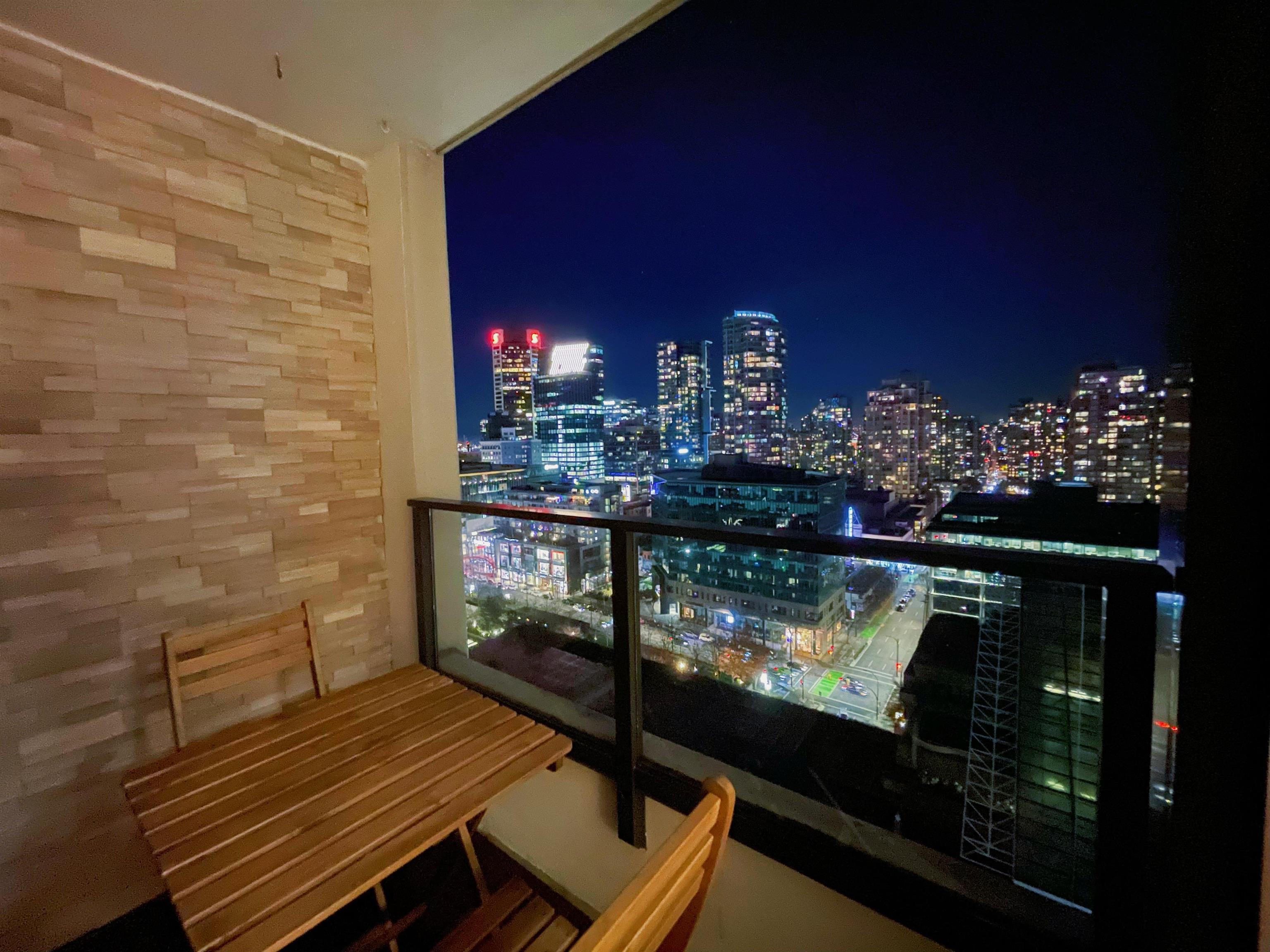 1920-938 SMITHE STREET, Vancouver, British Columbia, 1 Bedroom Bedrooms, ,1 BathroomBathrooms,Residential Attached,For Sale,R2873590