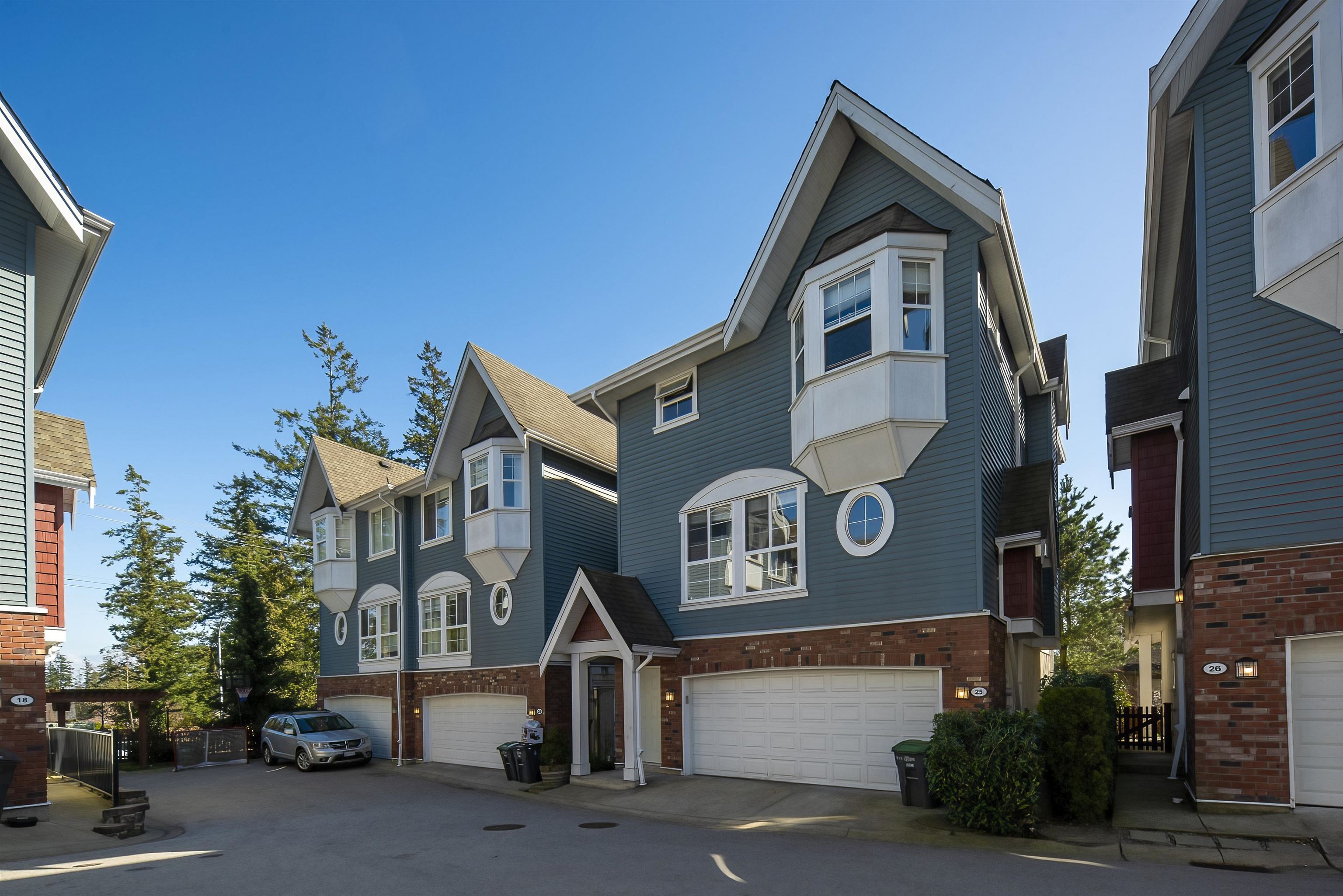 25-5889 152 STREET, Surrey, British Columbia, 4 Bedrooms Bedrooms, ,4 BathroomsBathrooms,Residential Attached,For Sale,R2873706