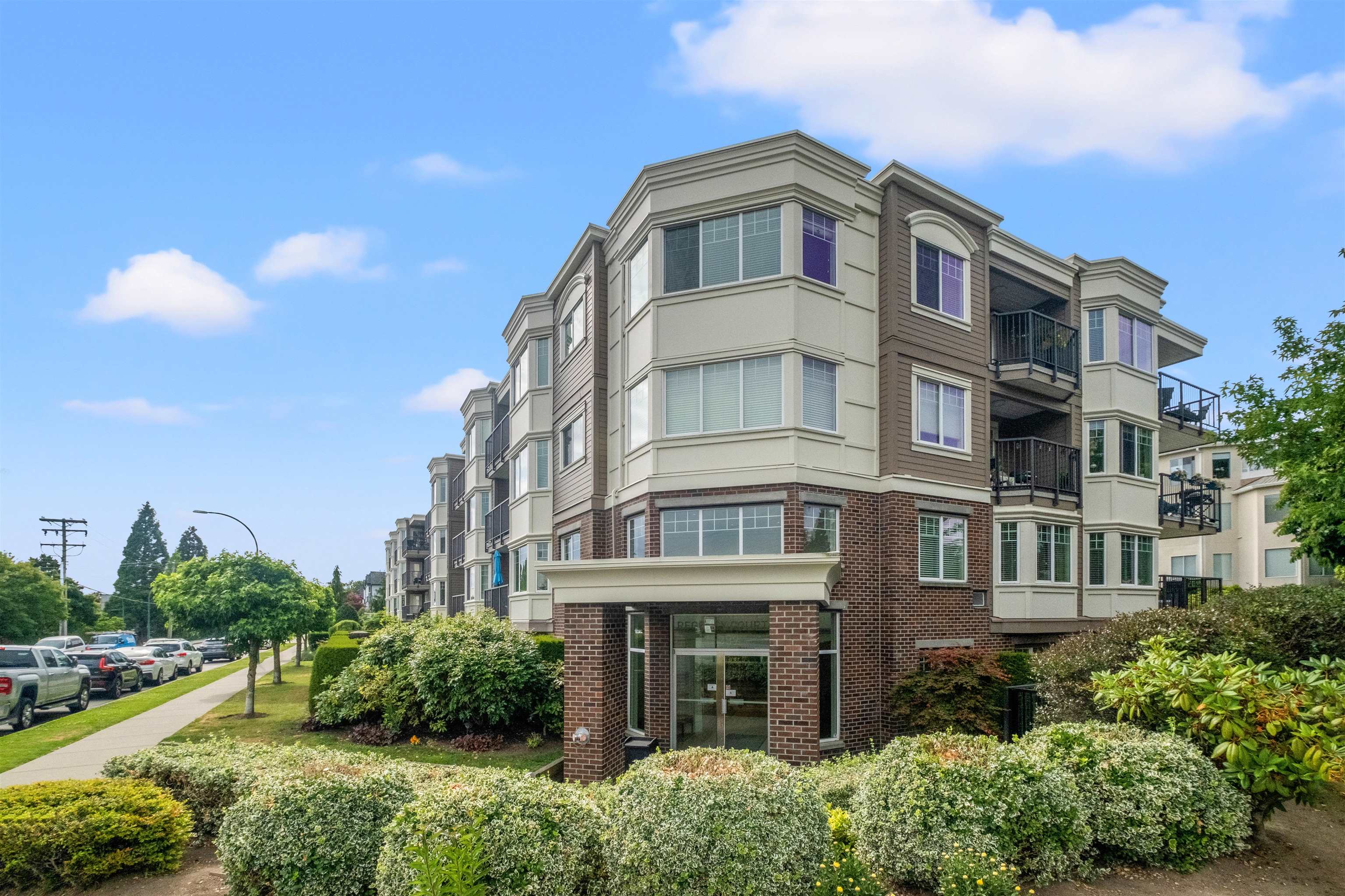 White Rock Apartment/Condo for sale:  2 bedroom 1,020 sq.ft. (Listed 2024-04-22)