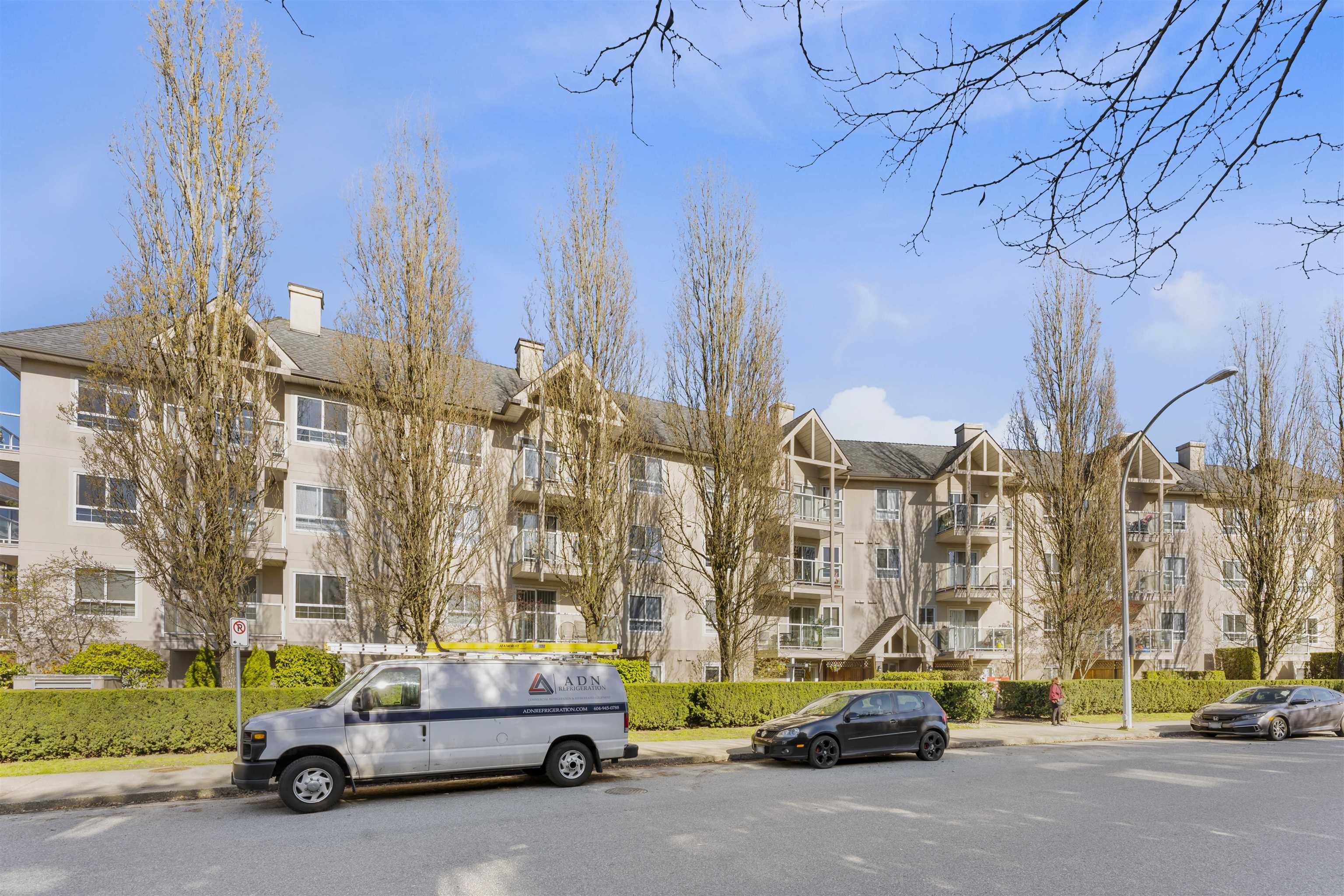 214-8110 120A STREET, Surrey, British Columbia, 2 Bedrooms Bedrooms, ,2 BathroomsBathrooms,Residential Attached,For Sale,R2873906