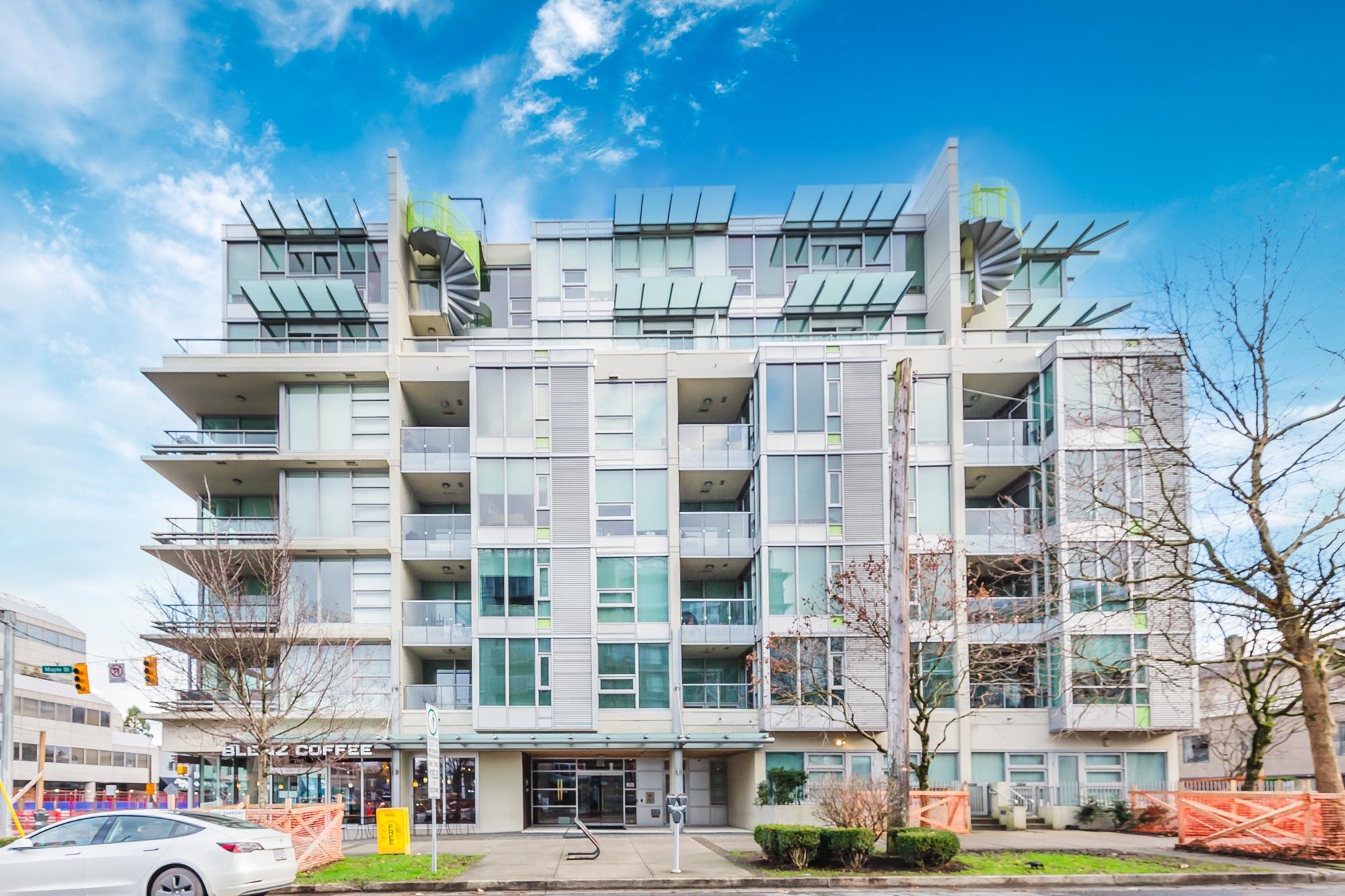 2528 MAPLE, Vancouver, British Columbia V6J 0B4, 2 Bedrooms Bedrooms, ,2 BathroomsBathrooms,Residential Attached,For Sale,MAPLE,R2873999