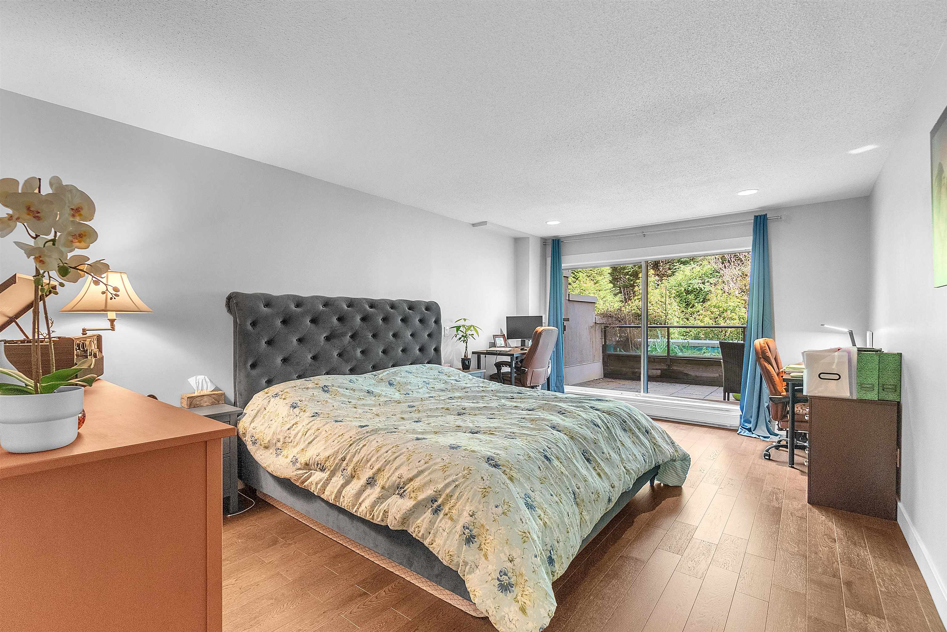 1500 OSTLER, North Vancouver, British Columbia V7G 2S2, 2 Bedrooms Bedrooms, ,2 BathroomsBathrooms,Residential Attached,For Sale,OSTLER,R2874246