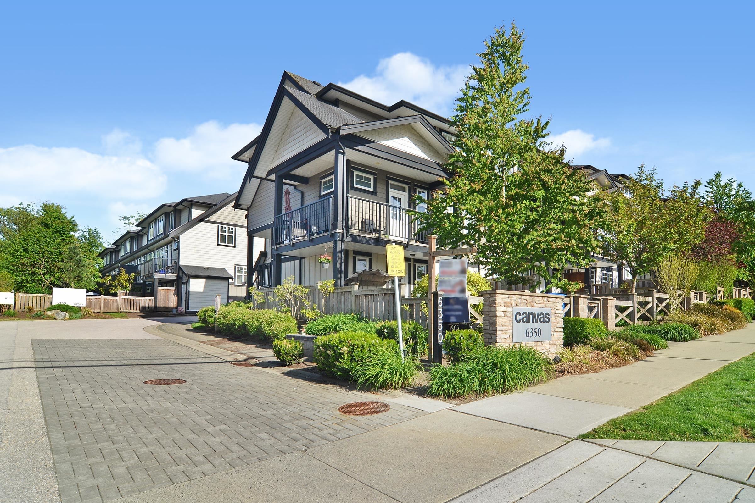 79-6350 142 STREET, Surrey, British Columbia, 3 Bedrooms Bedrooms, ,3 BathroomsBathrooms,Residential Attached,For Sale,R2874474