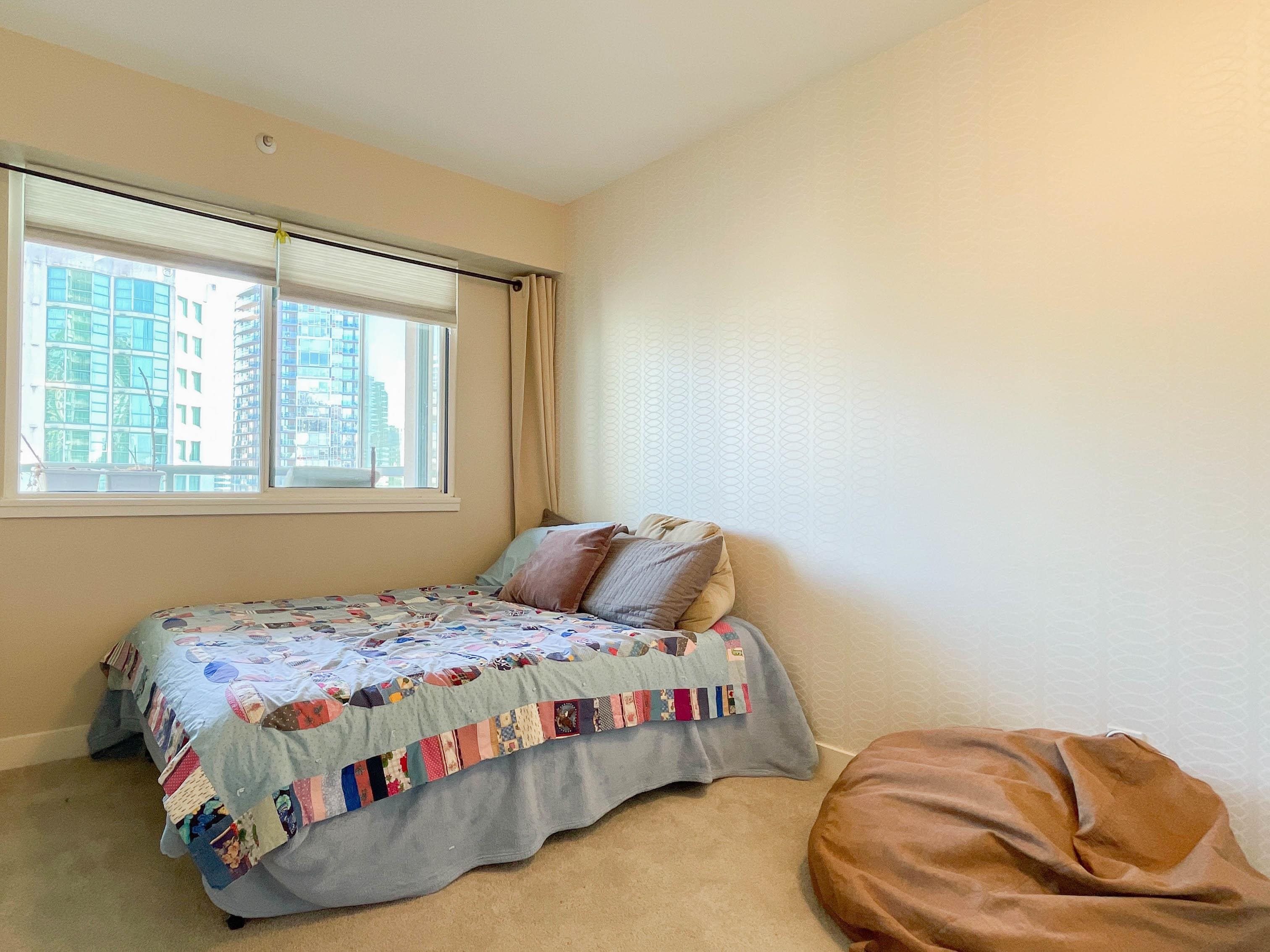 888 HAMILTON, Vancouver, British Columbia V6B 5W4, 2 Bedrooms Bedrooms, ,2 BathroomsBathrooms,Residential Attached,For Sale,HAMILTON,R2874658