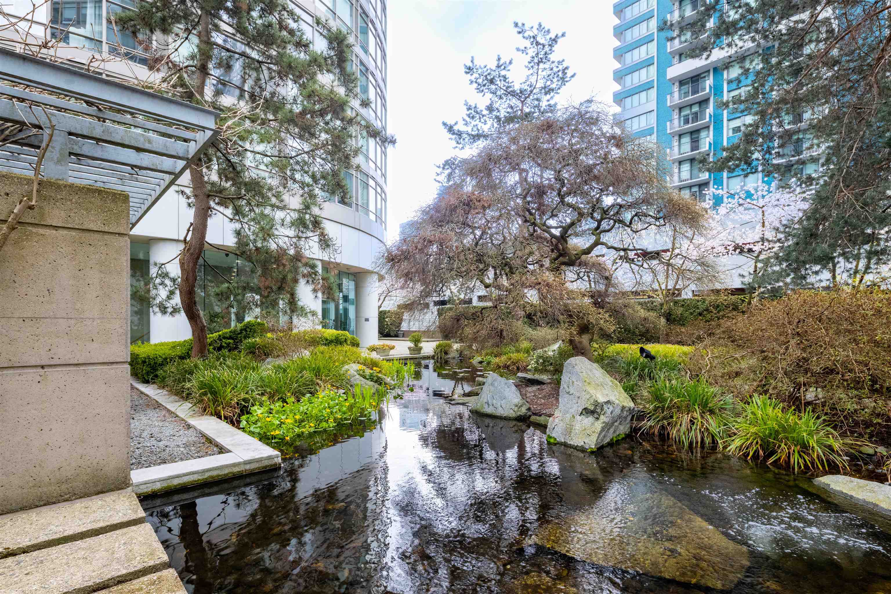306-1200 ALBERNI STREET, Vancouver, British Columbia, 2 Bedrooms Bedrooms, ,2 BathroomsBathrooms,Residential Attached,For Sale,R2874738