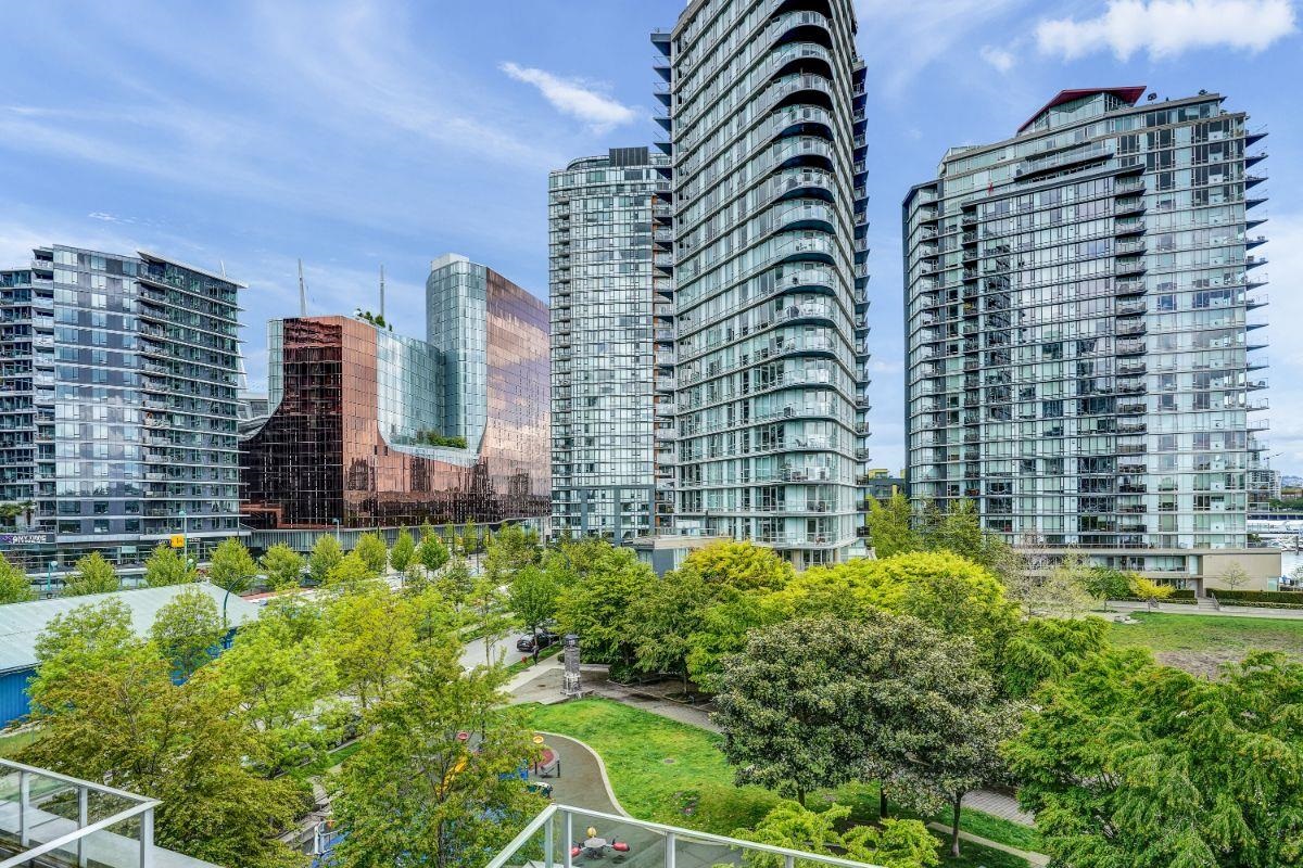 980 COOPERAGE, Vancouver, British Columbia V6B 0C3, 2 Bedrooms Bedrooms, ,2 BathroomsBathrooms,Residential Attached,For Sale,COOPERAGE,R2874852