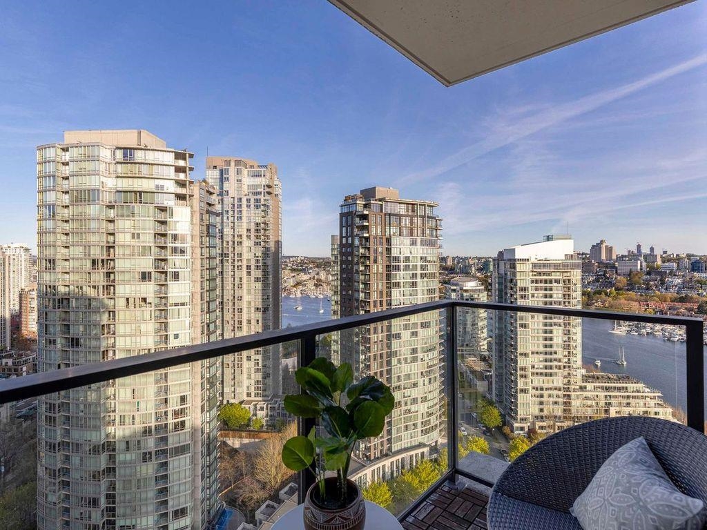 3006-583 BEACH CRESCENT, Vancouver, British Columbia, 2 Bedrooms Bedrooms, ,2 BathroomsBathrooms,Residential Attached,For Sale,R2874888