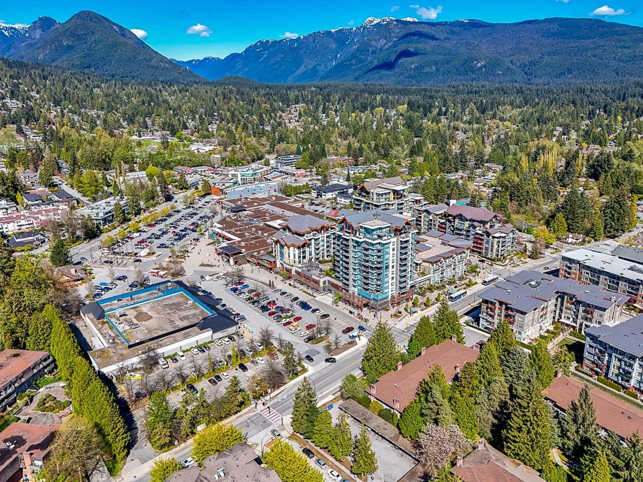 Listing image of 406 2780 VALLEY CENTRE AVENUE